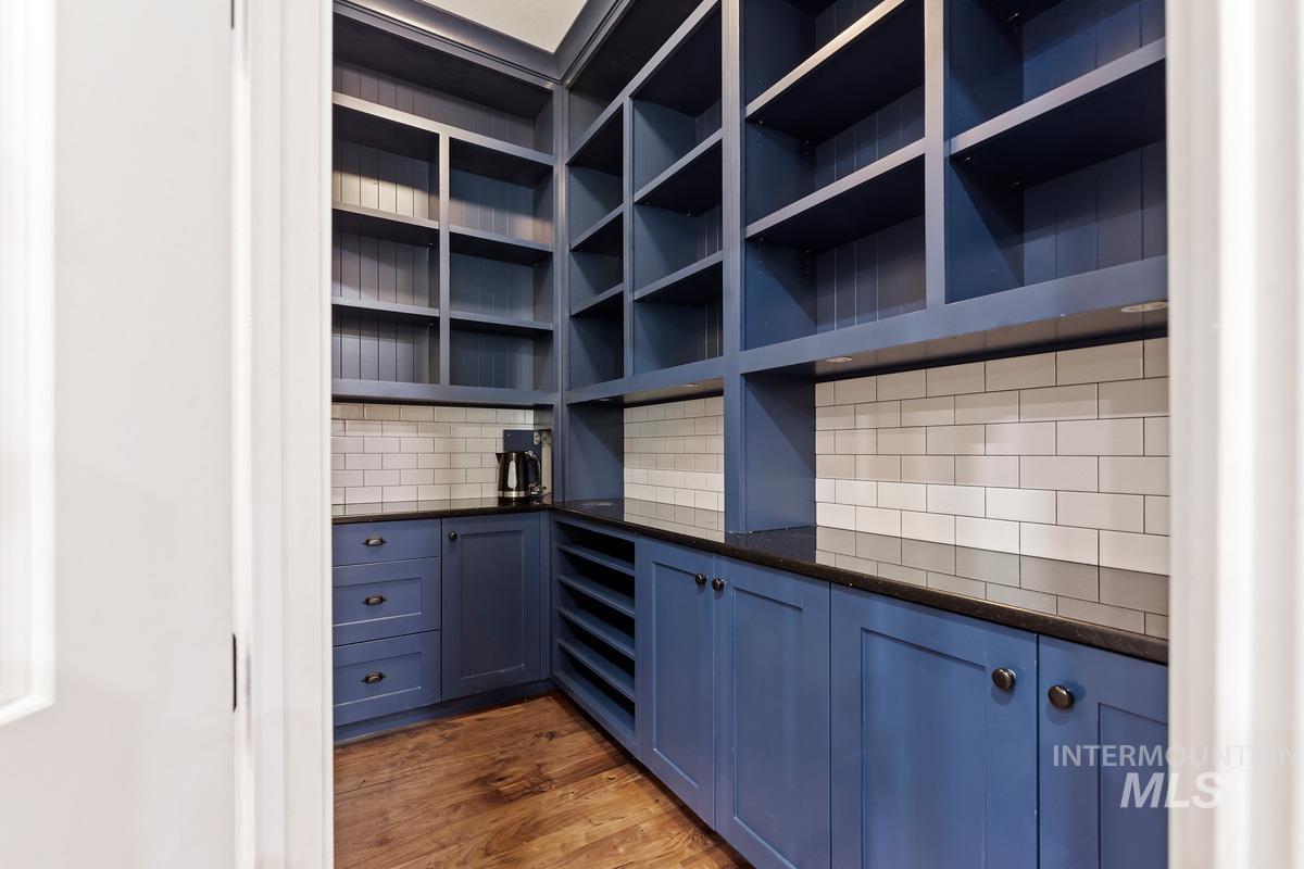 103 S. Alder Ln, Eagle, Idaho 83616, 4 Bedrooms, 4 Bathrooms, Residential For Sale, Price $2,498,000,MLS 98982787