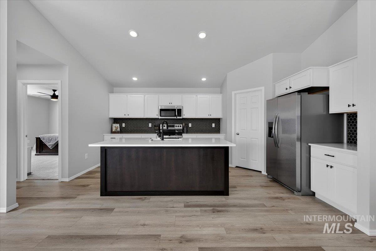 9185 W Candytuft, Nampa, Idaho 83687, 4 Bedrooms, 2 Bathrooms, Residential For Sale, Price $479,900, 98982789