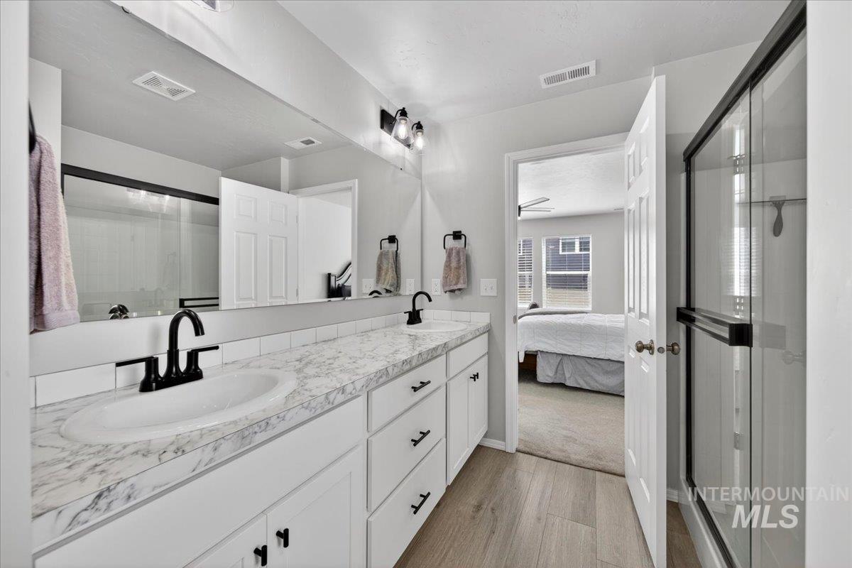 9185 W Candytuft, Nampa, Idaho 83687, 4 Bedrooms, 2 Bathrooms, Residential For Sale, Price $479,900, 98982789