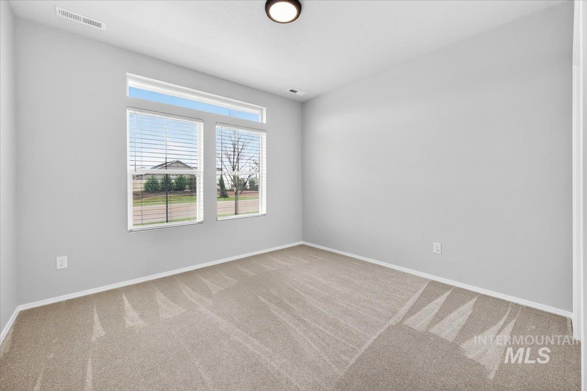 9185 W Candytuft, Nampa, Idaho 83687, 4 Bedrooms, 2 Bathrooms, Residential For Sale, Price $479,900, 98982789