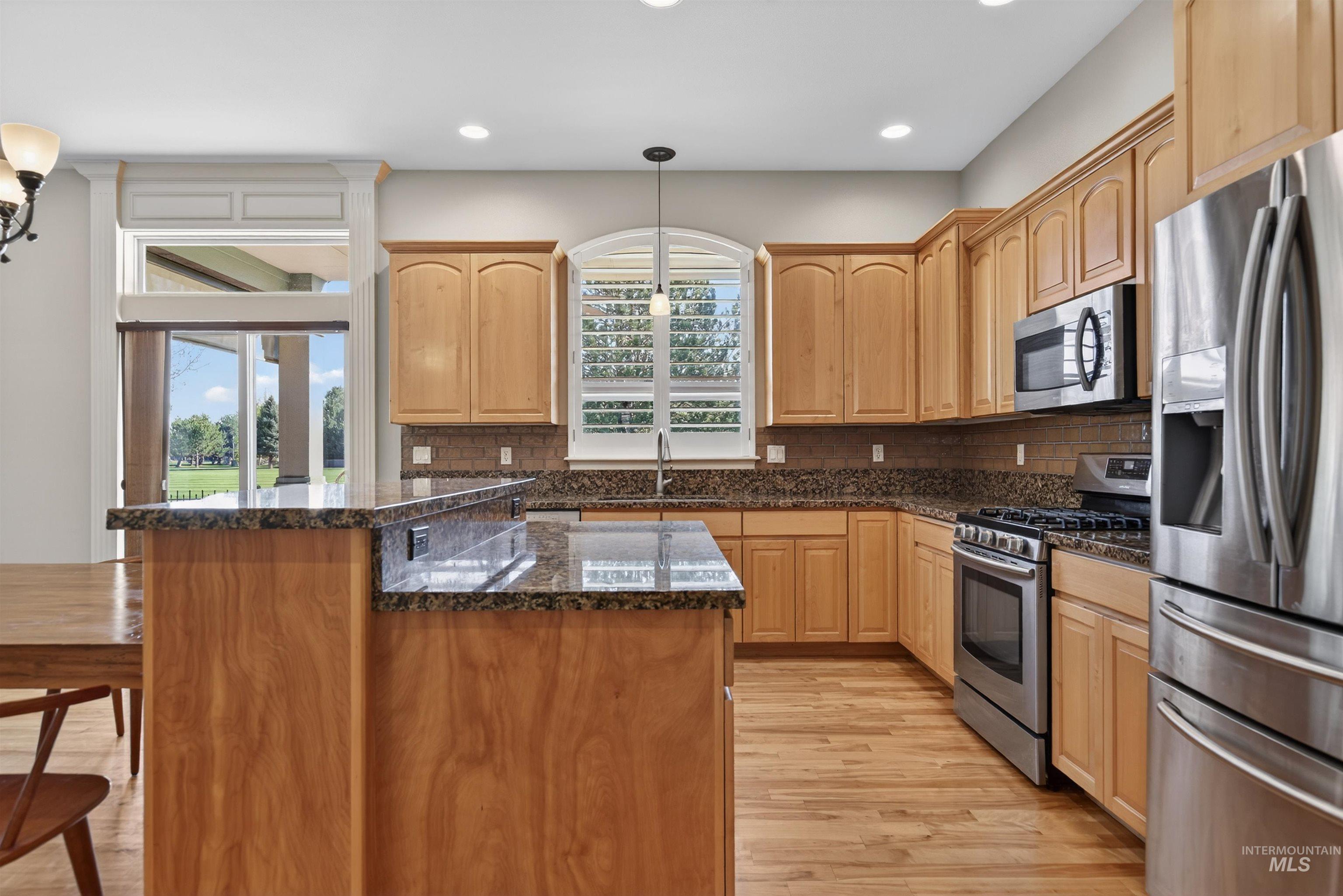 2606 N Waggle Place, Meridian, Idaho 83646, 4 Bedrooms, 3 Bathrooms, Residential For Sale, Price $895,000, 98982790