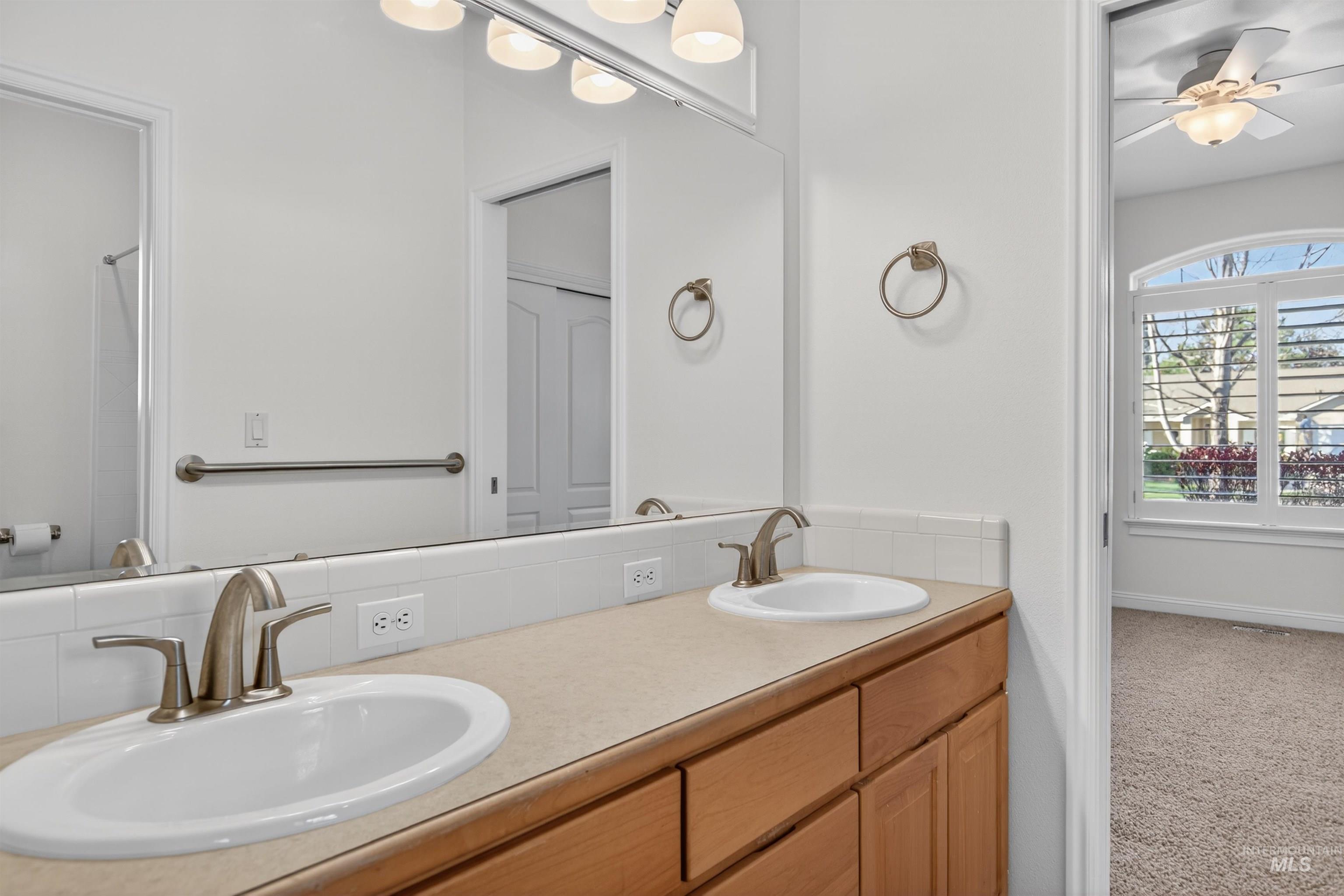 2606 N Waggle Place, Meridian, Idaho 83646, 4 Bedrooms, 3 Bathrooms, Residential For Sale, Price $895,000, 98982790