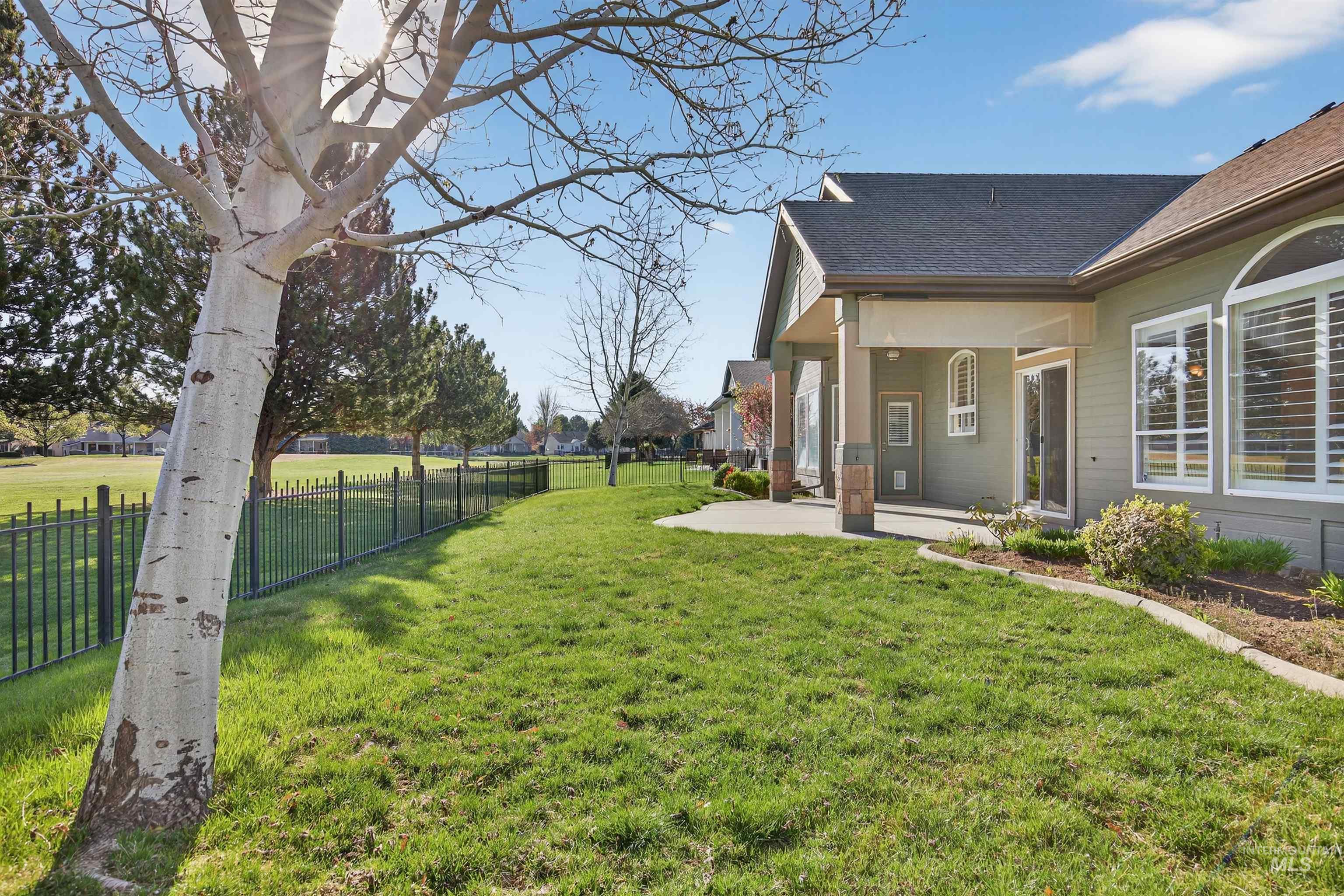 2606 N Waggle Place, Meridian, Idaho 83646, 4 Bedrooms, 3 Bathrooms, Residential For Sale, Price $748,000,MLS 98982790