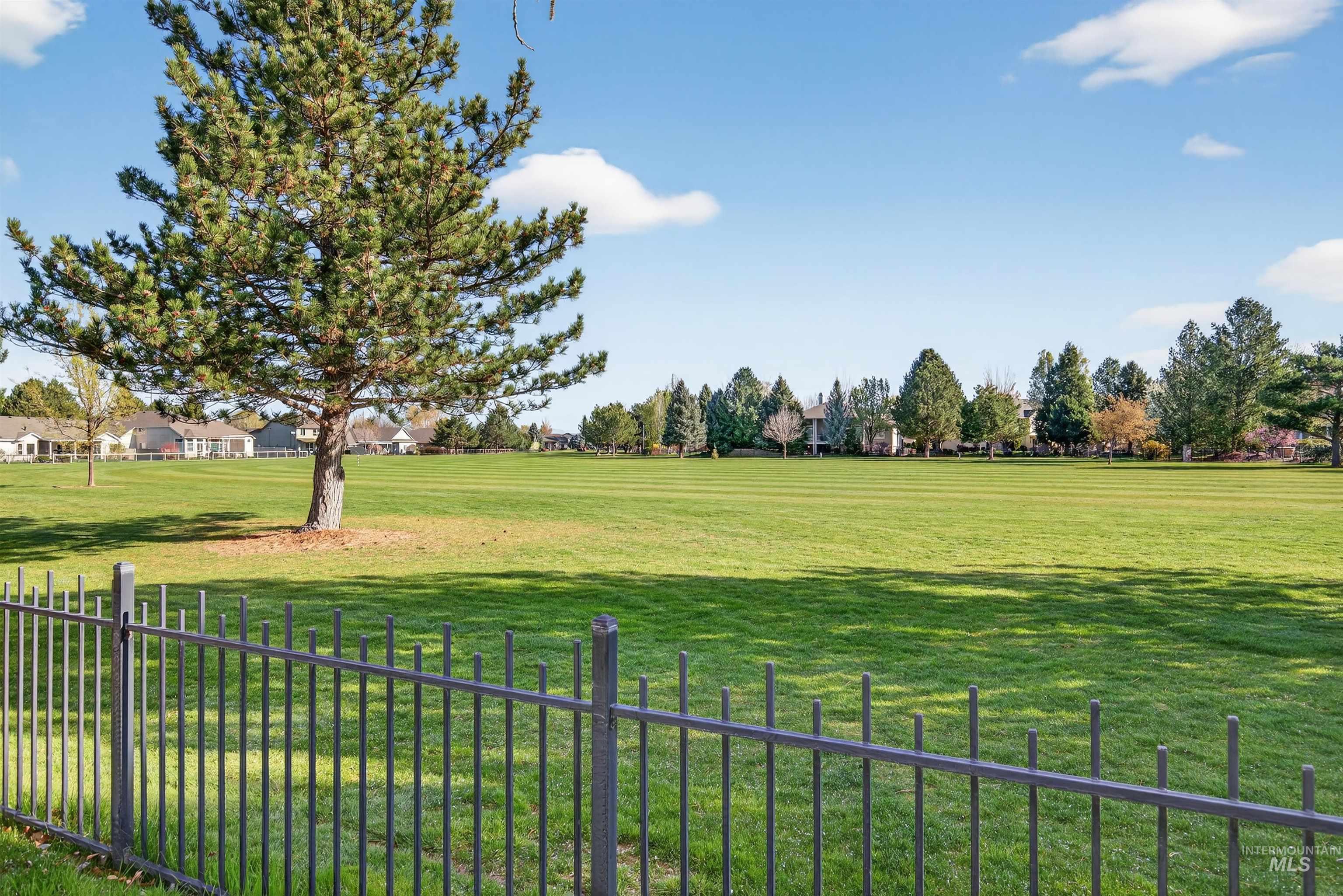 2606 N Waggle Place, Meridian, Idaho 83646, 4 Bedrooms, 3 Bathrooms, Residential For Sale, Price $748,000,MLS 98982790