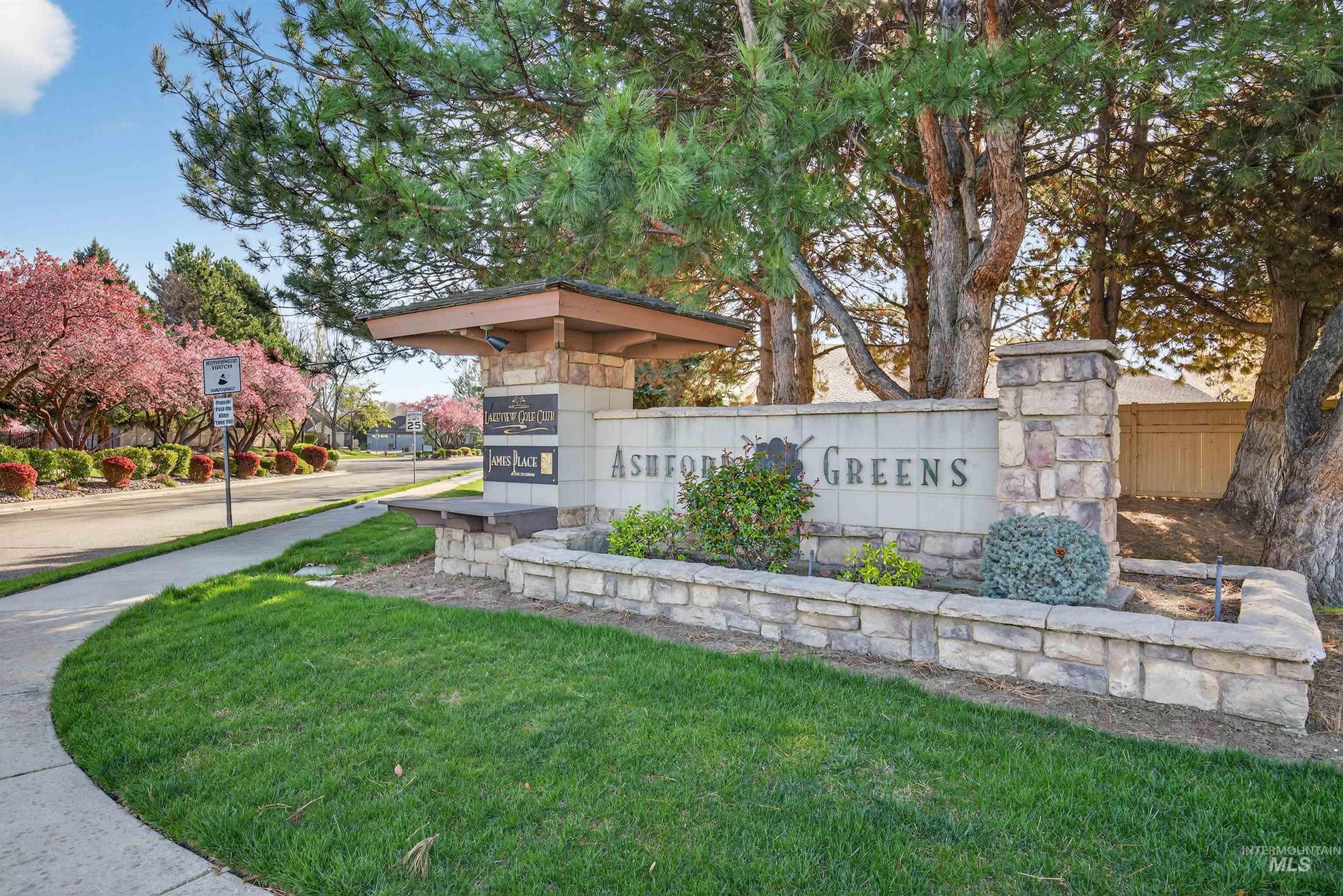 2606 N Waggle Place, Meridian, Idaho 83646, 4 Bedrooms, 3 Bathrooms, Residential For Sale, Price $748,000,MLS 98982790