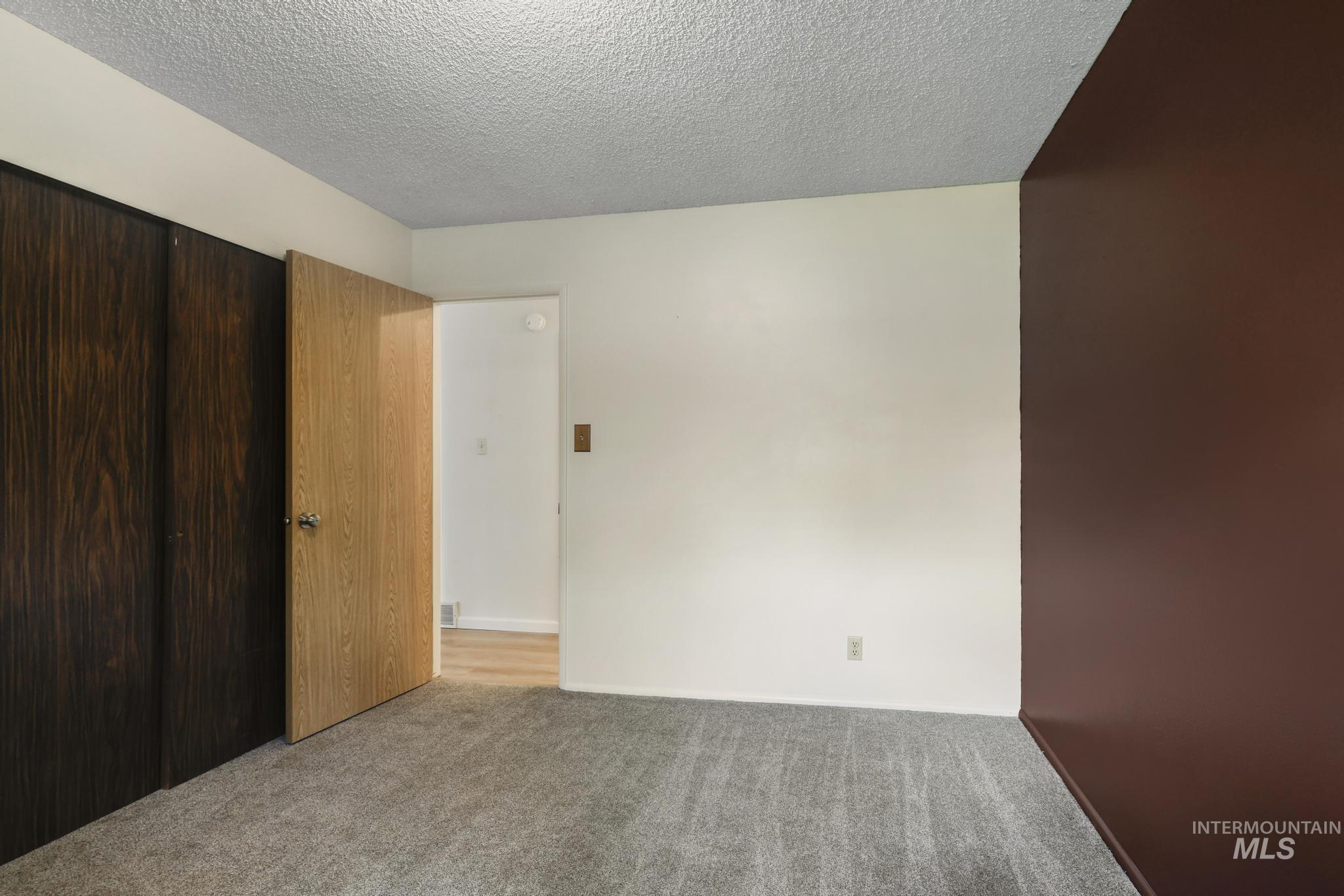 837 Capri Drive, Twin Falls, Idaho 83301, 5 Bedrooms, 3 Bathrooms, Residential For Sale, Price $380,000, 98982791