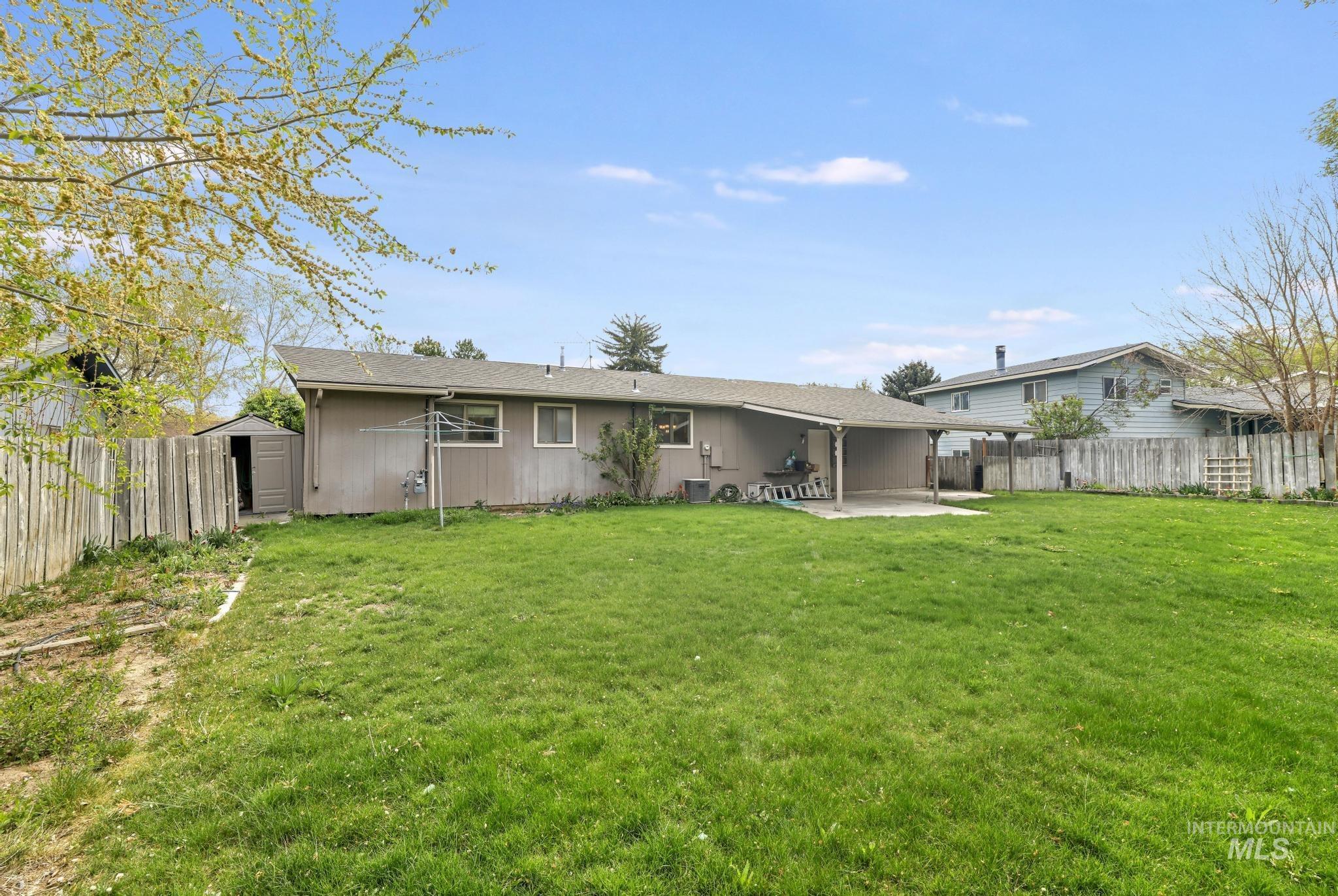 837 Capri Drive, Twin Falls, Idaho 83301, 5 Bedrooms, 3 Bathrooms, Residential For Sale, Price $380,000, 98982791