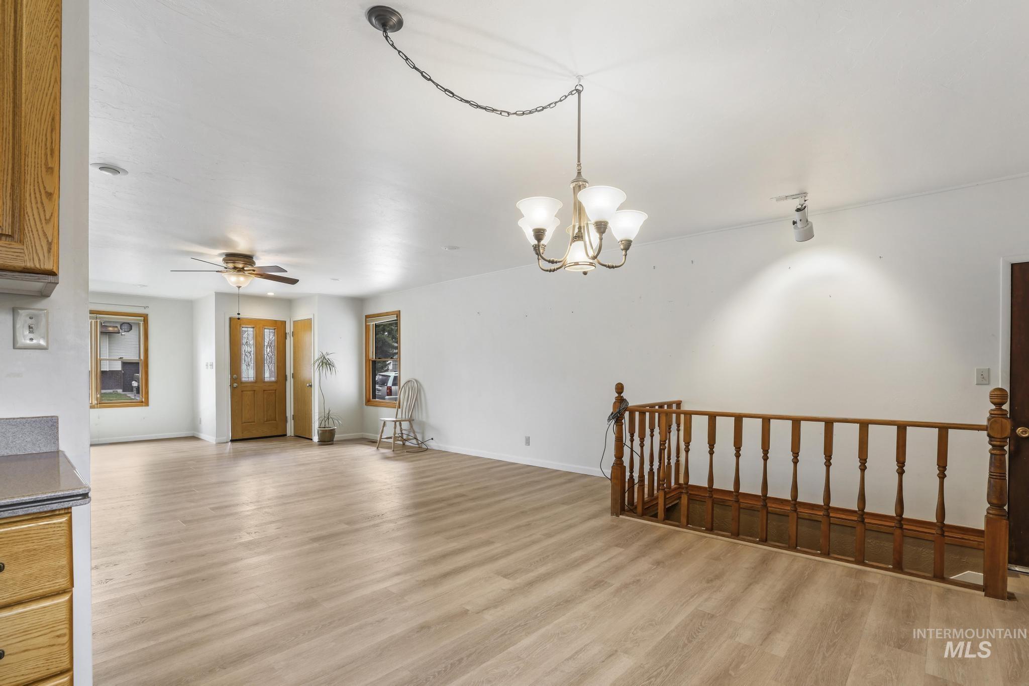 837 Capri Drive, Twin Falls, Idaho 83301, 5 Bedrooms, 3 Bathrooms, Residential For Sale, Price $380,000, 98982791