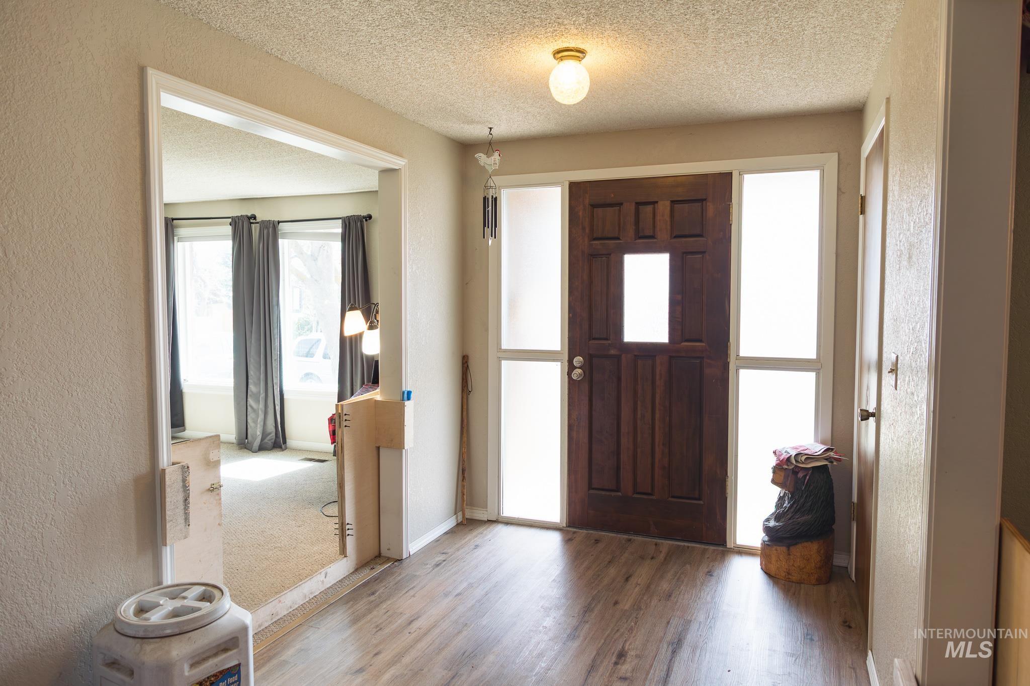 1145 SW 11th Avenue, Ontario, Oregon 97914, 5 Bedrooms, 3 Bathrooms, Residential For Sale, Price $399,900, 98982792