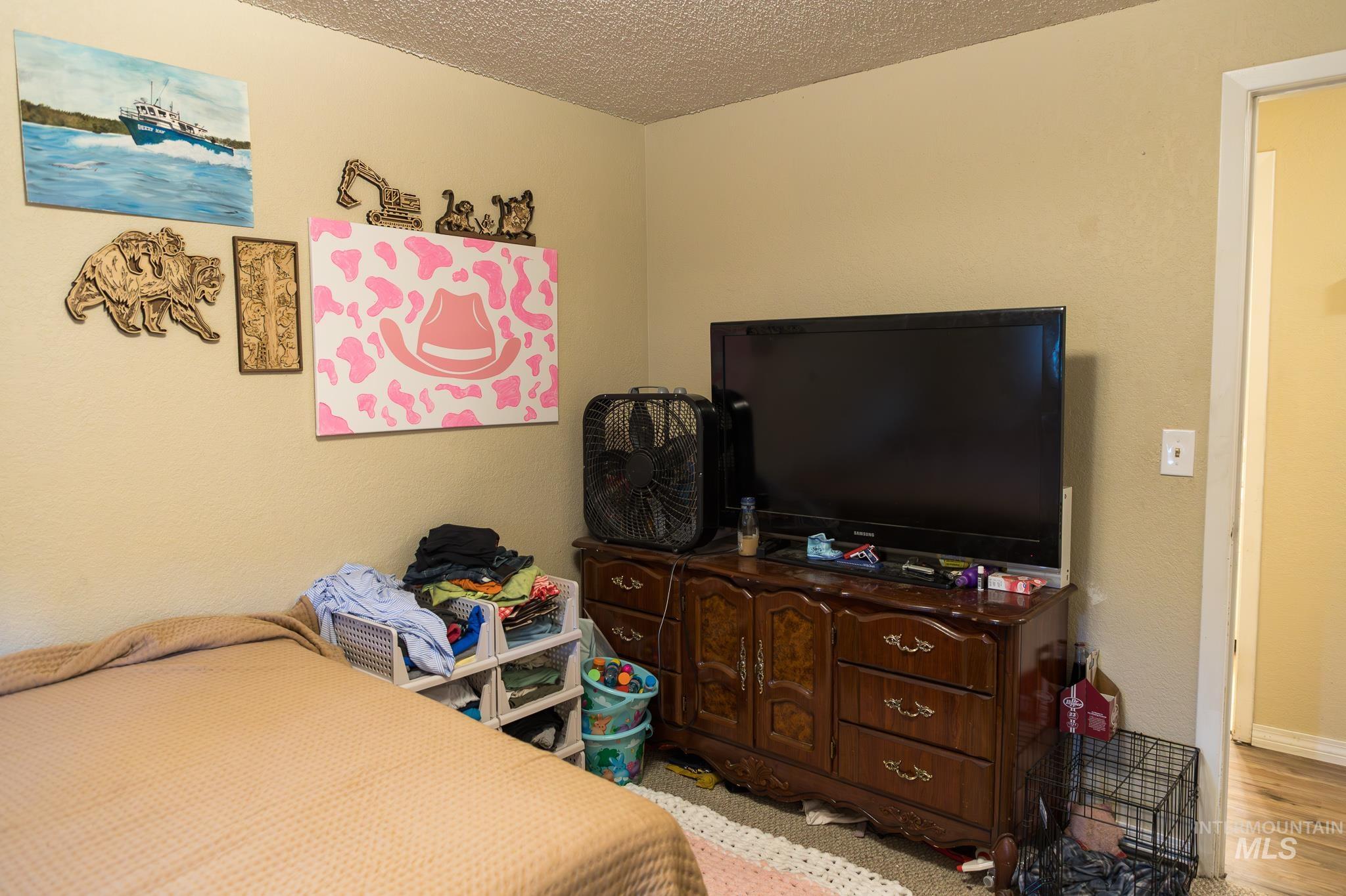 1145 SW 11th Avenue, Ontario, Oregon 97914, 5 Bedrooms, 3 Bathrooms, Residential For Sale, Price $399,900, 98982792