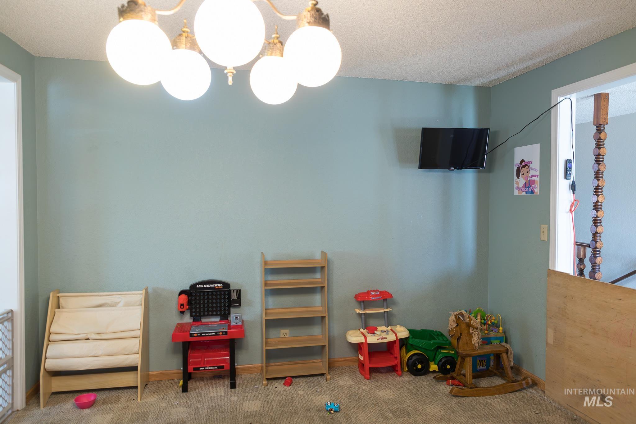 1145 SW 11th Avenue, Ontario, Oregon 97914, 5 Bedrooms, 3 Bathrooms, Residential For Sale, Price $399,900, 98982792