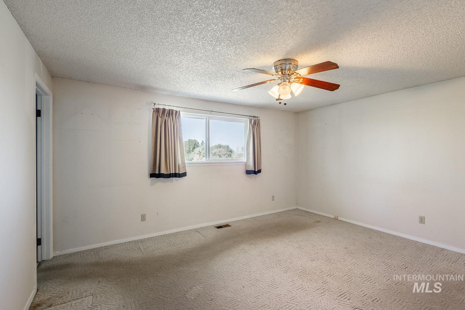 12668 Wild Rose, Nampa, Idaho 83686, 3 Bedrooms, 2 Bathrooms, Residential For Sale, Price $629,000,MLS 98982793