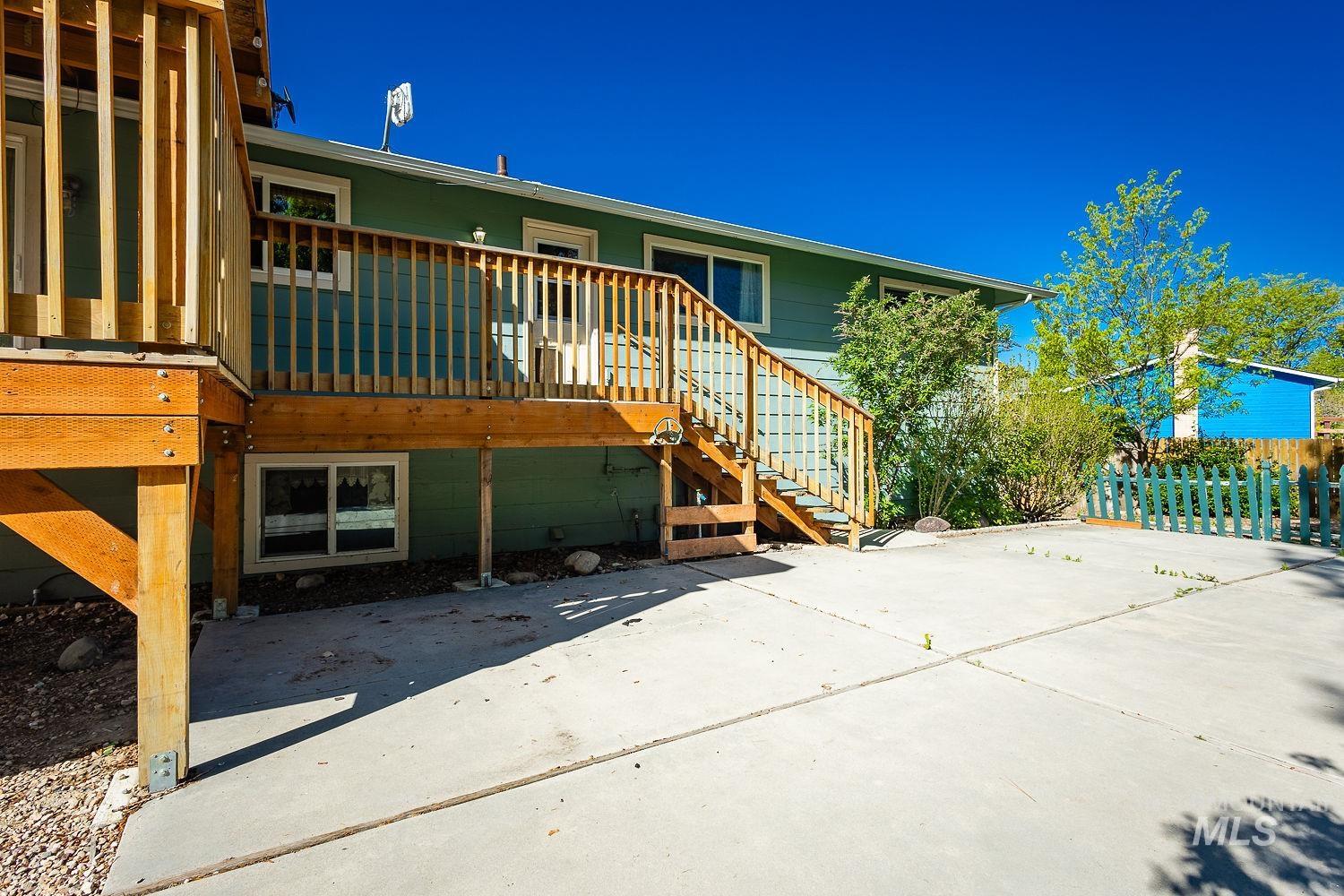 12668 Wild Rose, Nampa, Idaho 83686, 3 Bedrooms, 2 Bathrooms, Residential For Sale, Price $629,000,MLS 98982793