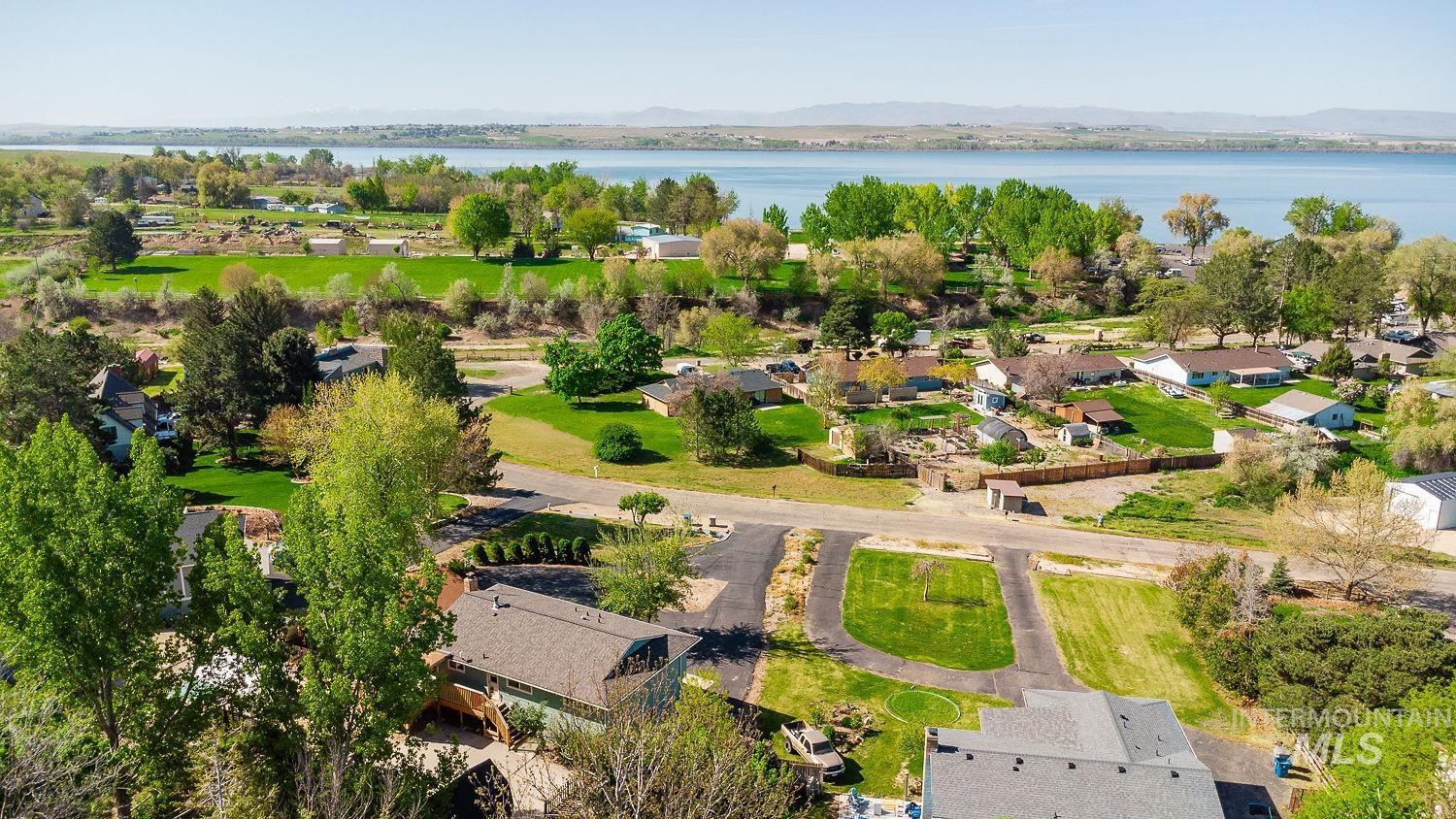 12668 Wild Rose, Nampa, Idaho 83686, 3 Bedrooms, 2 Bathrooms, Residential For Sale, Price $629,000,MLS 98982793