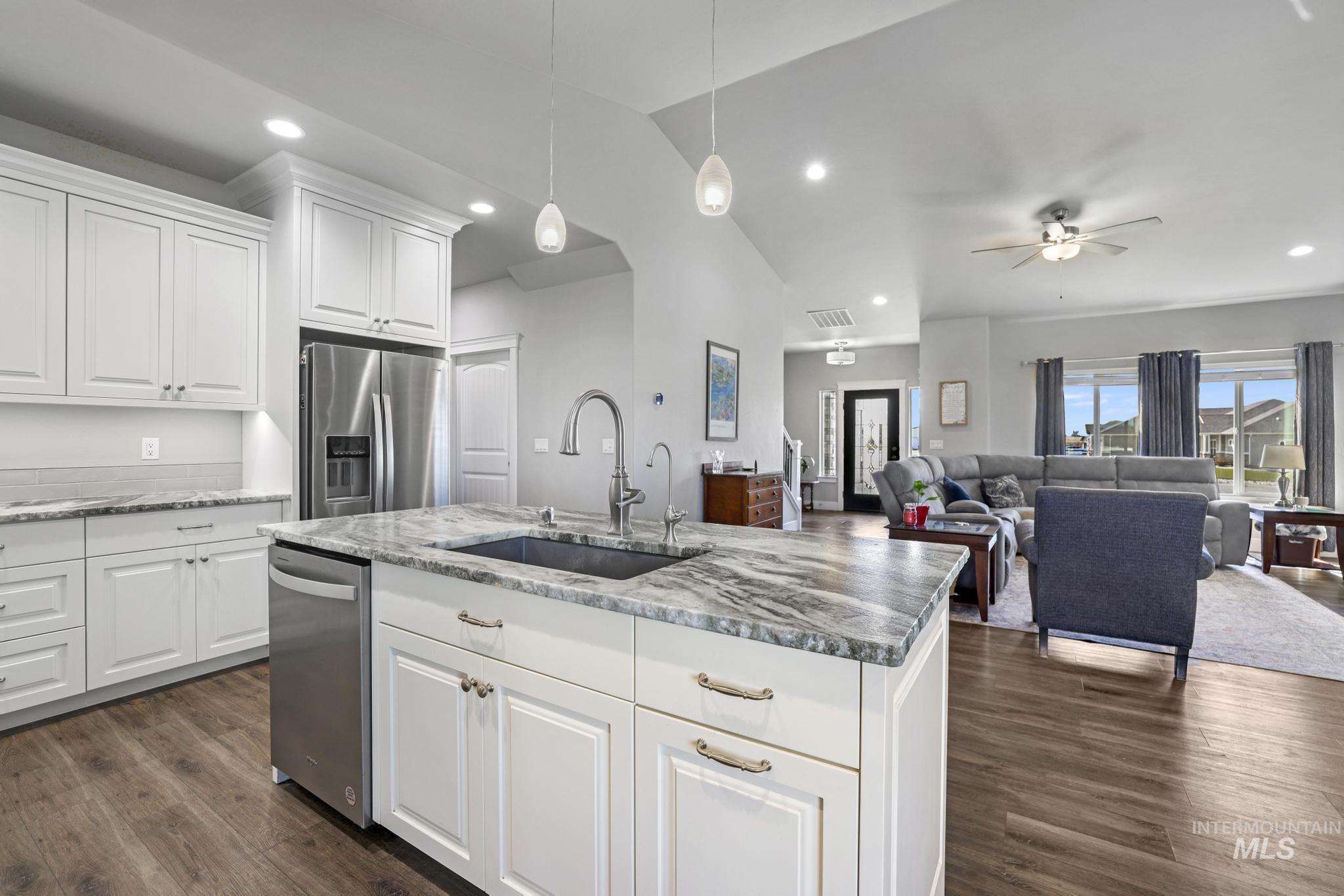 3734 N 2469 E, Twin Falls, Idaho 83301, 5 Bedrooms, 3 Bathrooms, Residential For Sale, Price $749,000, 98982796