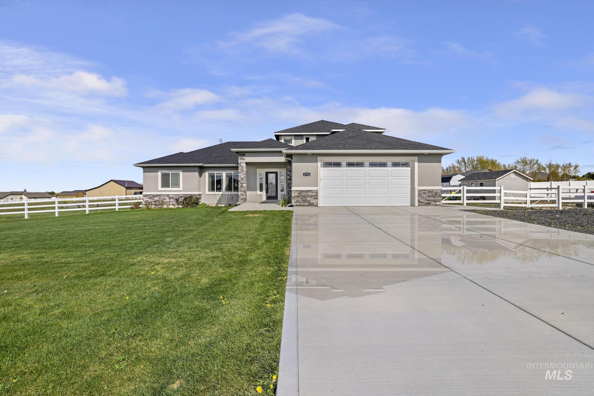 3734 N 2469 E, Twin Falls, Idaho 83301, 5 Bedrooms, 3 Bathrooms, Residential For Sale, Price $749,000, 98982796