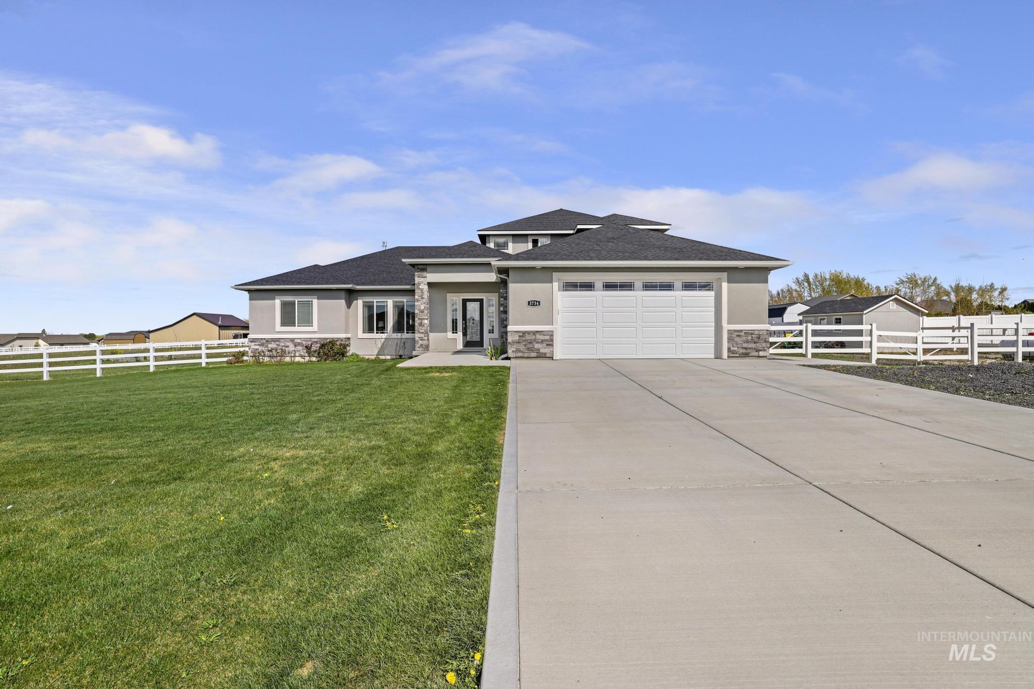 3734 N 2469 E, Twin Falls, Idaho 83301, 5 Bedrooms, 3 Bathrooms, Residential For Sale, Price $749,000, 98982796