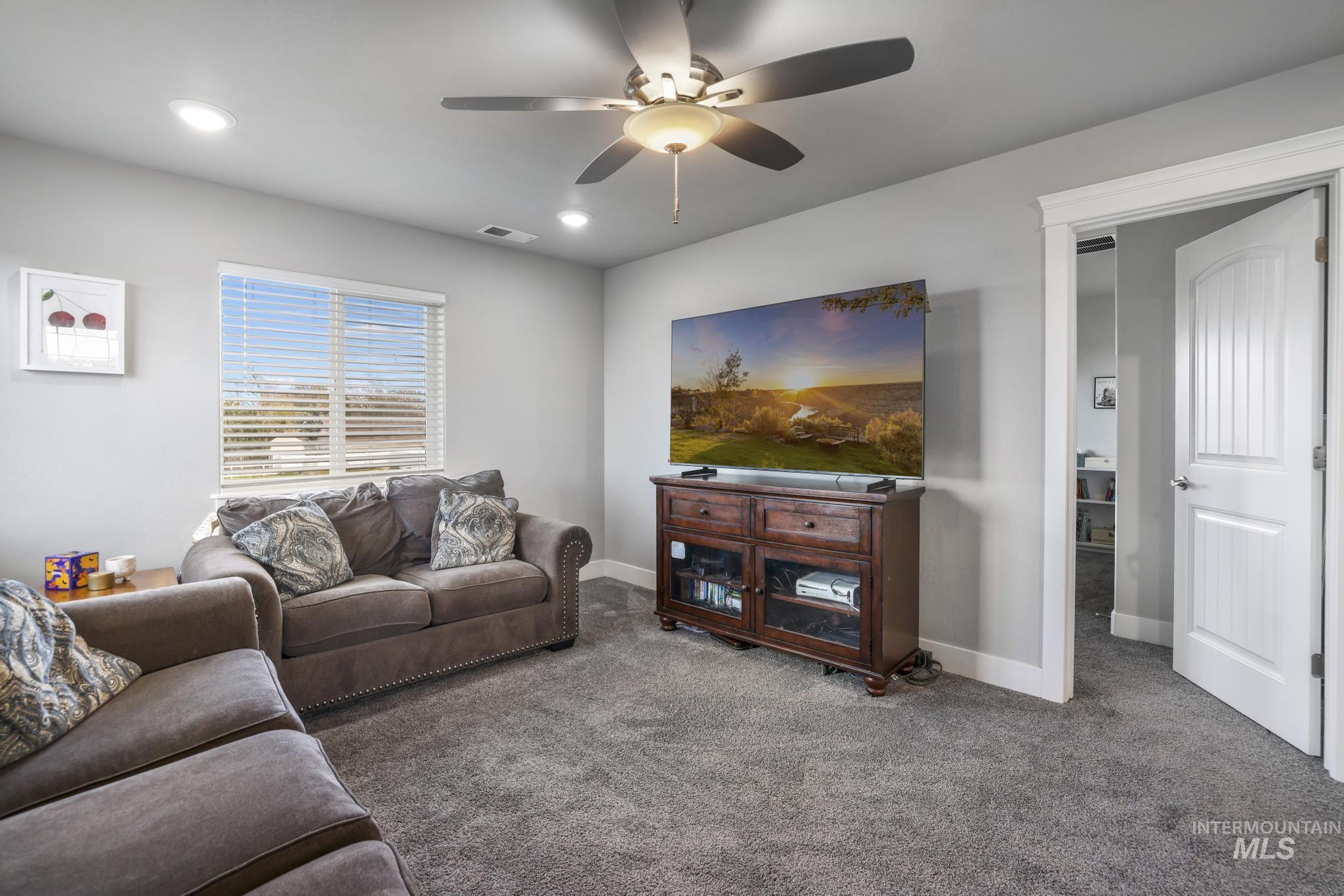 3734 N 2469 E, Twin Falls, Idaho 83301, 5 Bedrooms, 3 Bathrooms, Residential For Sale, Price $749,000, 98982796