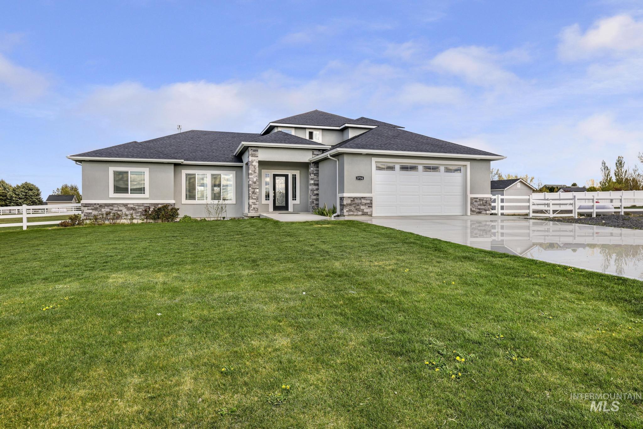 3734 N 2469 E, Twin Falls, Idaho 83301, 5 Bedrooms, 3 Bathrooms, Residential For Sale, Price $749,000, 98982796