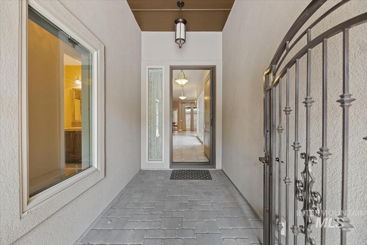 9668 W Tributary Ln, Boise, Idaho 83714, 2 Bedrooms, 2.5 Bathrooms, Residential For Sale, Price $718,000, 98982799