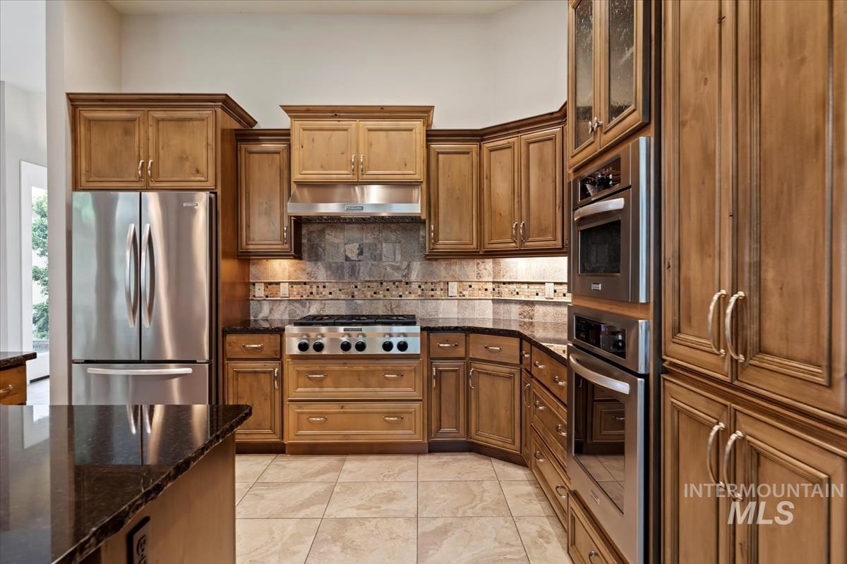 9668 W Tributary Ln, Boise, Idaho 83714, 2 Bedrooms, 2.5 Bathrooms, Residential For Sale, Price $718,000, 98982799