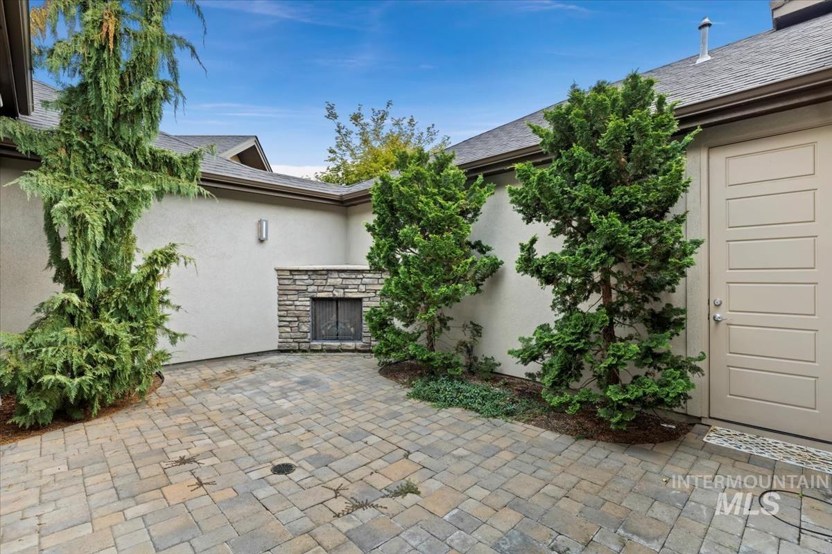 9668 W Tributary Ln, Boise, Idaho 83714, 2 Bedrooms, 2.5 Bathrooms, Residential For Sale, Price $718,000, 98982799