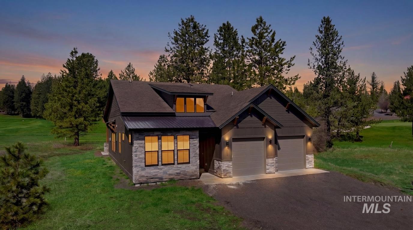 3853 Village Loop, New Meadows, Idaho 83638, 3 Bedrooms, 2 Bathrooms, Residential For Sale, Price $933,000, 98982800