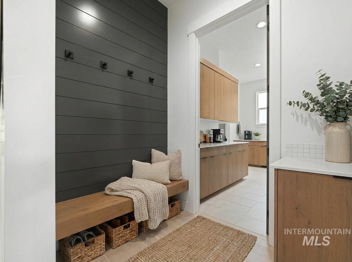 3853 Village Loop, New Meadows, Idaho 83638, 3 Bedrooms, 2 Bathrooms, Residential For Sale, Price $933,000, 98982800