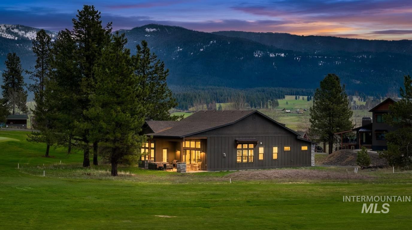 3853 Village Loop, New Meadows, Idaho 83638, 3 Bedrooms, 2 Bathrooms, Residential For Sale, Price $933,000, 98982800