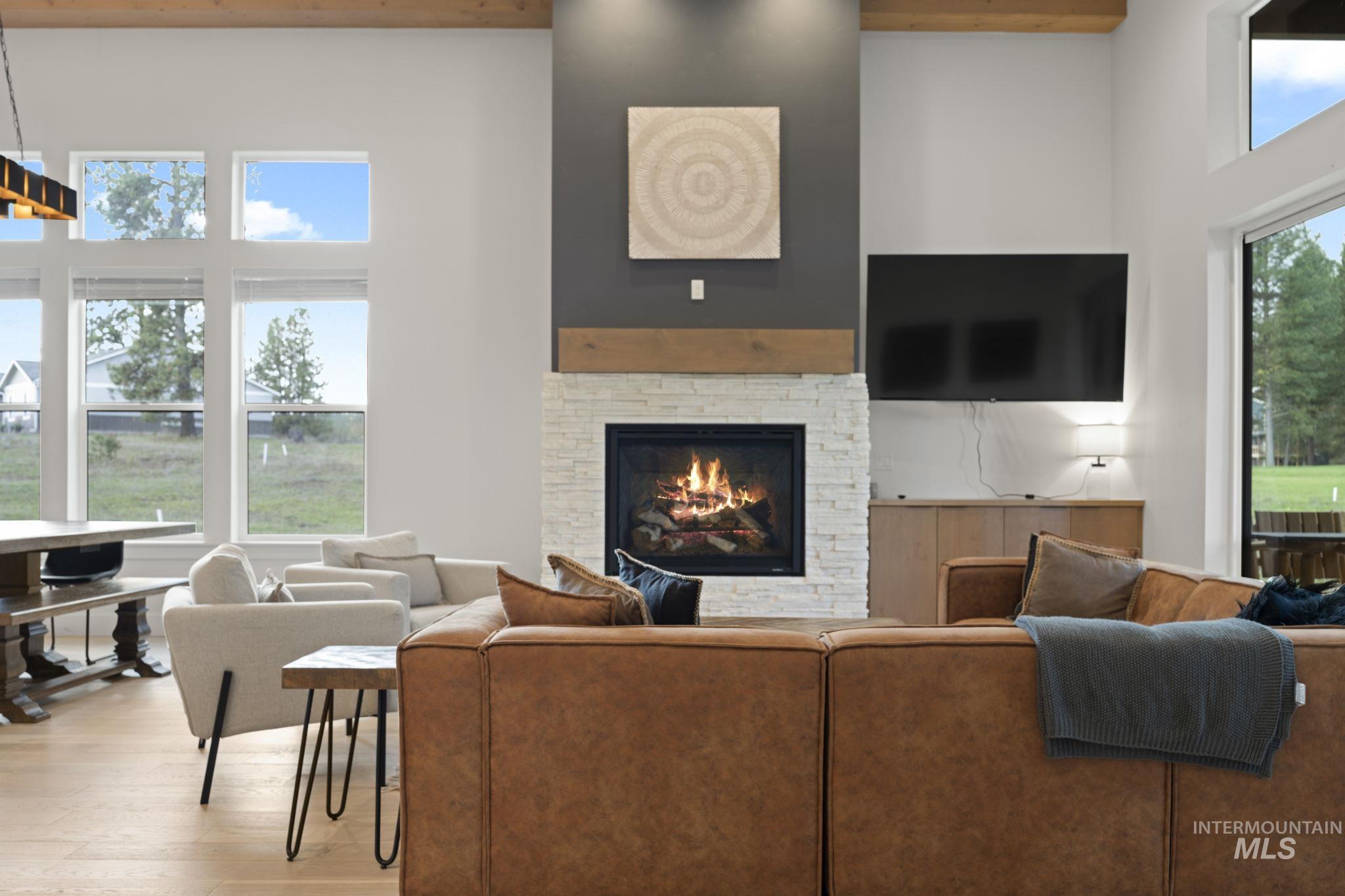 3853 Village Loop, New Meadows, Idaho 83638, 3 Bedrooms, 2 Bathrooms, Residential For Sale, Price $933,000, 98982800