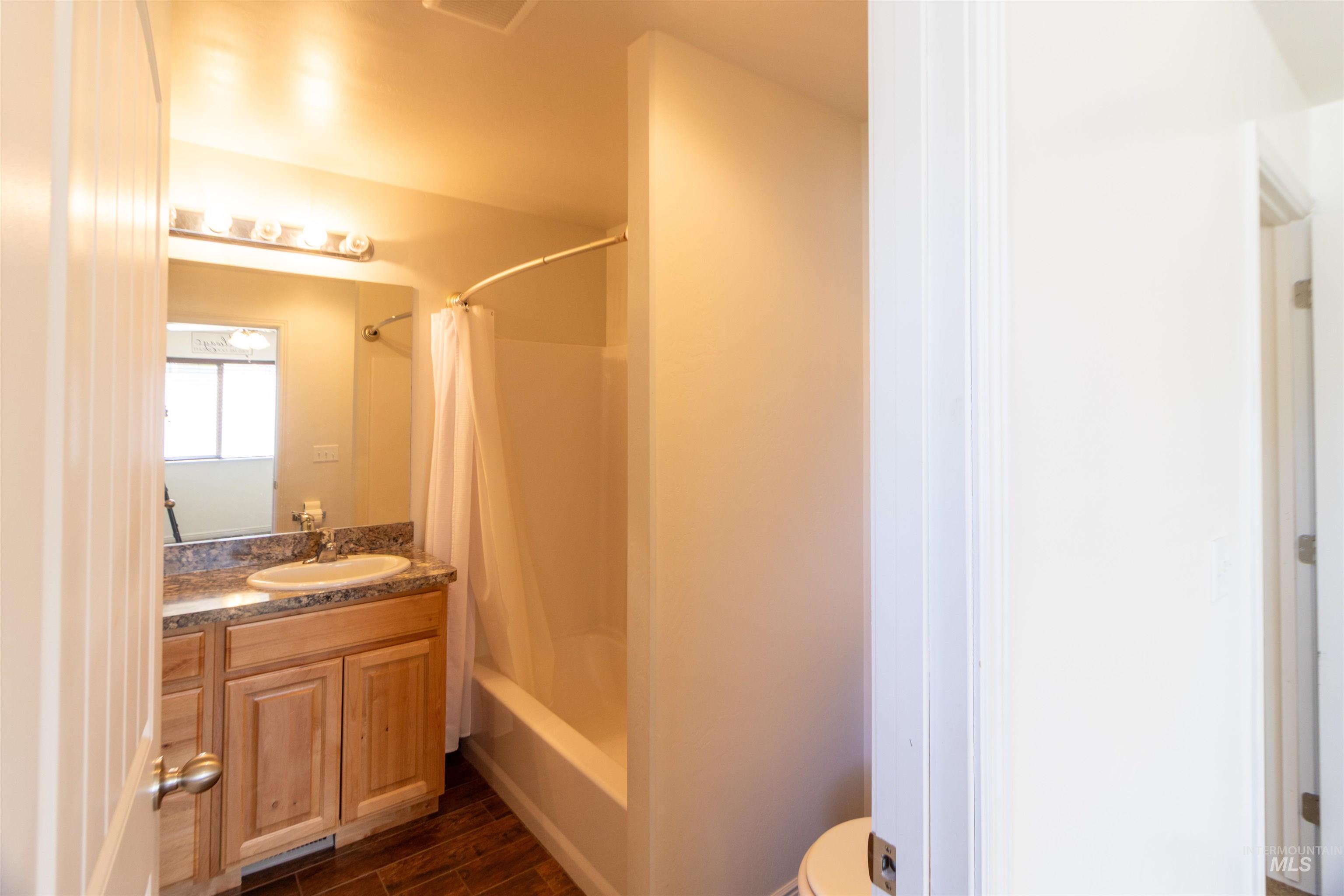 610 Ethan Ct, Jerome, Idaho 83338, 3 Bedrooms, 2 Bathrooms, Residential For Sale, Price $324,999, 98982802