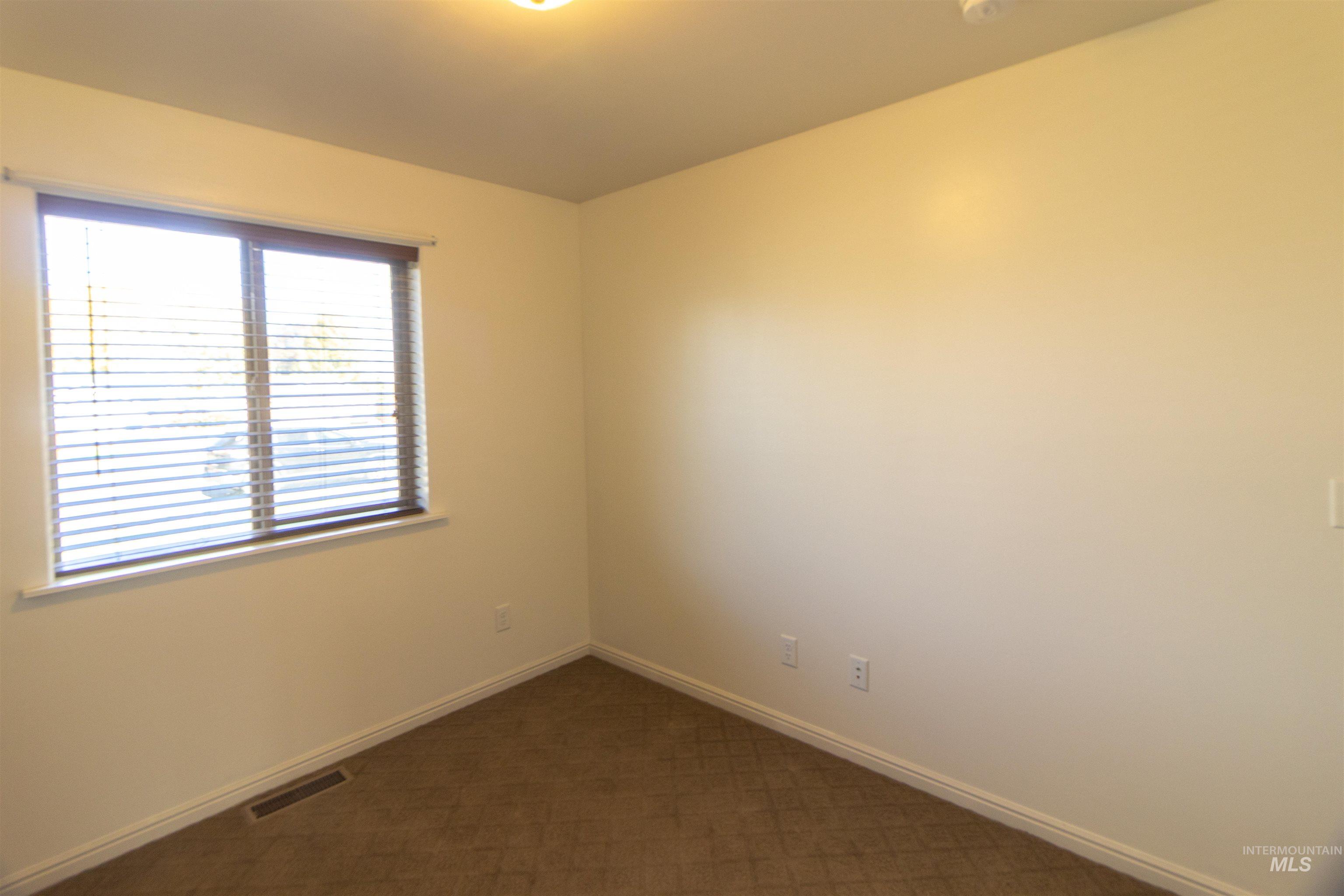 610 Ethan Ct, Jerome, Idaho 83338, 3 Bedrooms, 2 Bathrooms, Residential For Sale, Price $324,999, 98982802