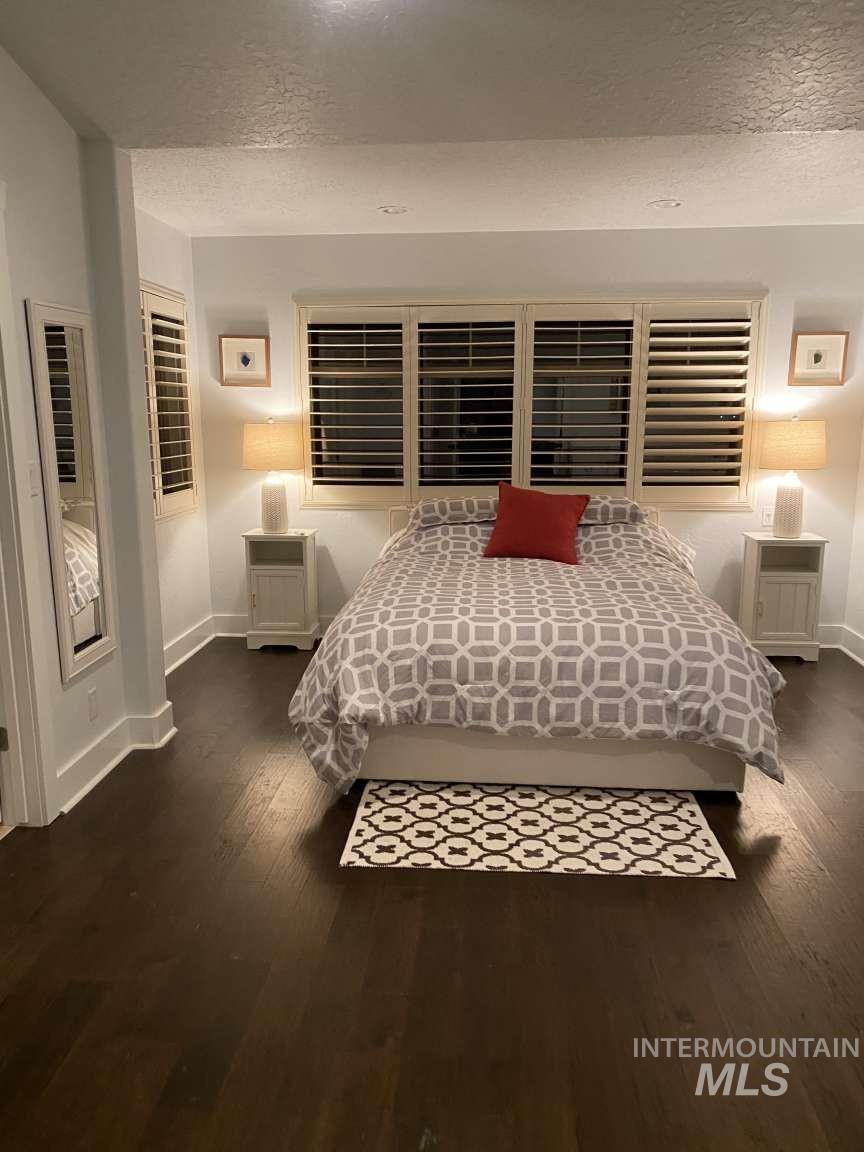 4060 N 1200 E, Buhl, Idaho 83316, 5 Bedrooms, 2.5 Bathrooms, Residential For Sale, Price $1,385,000, 98982803