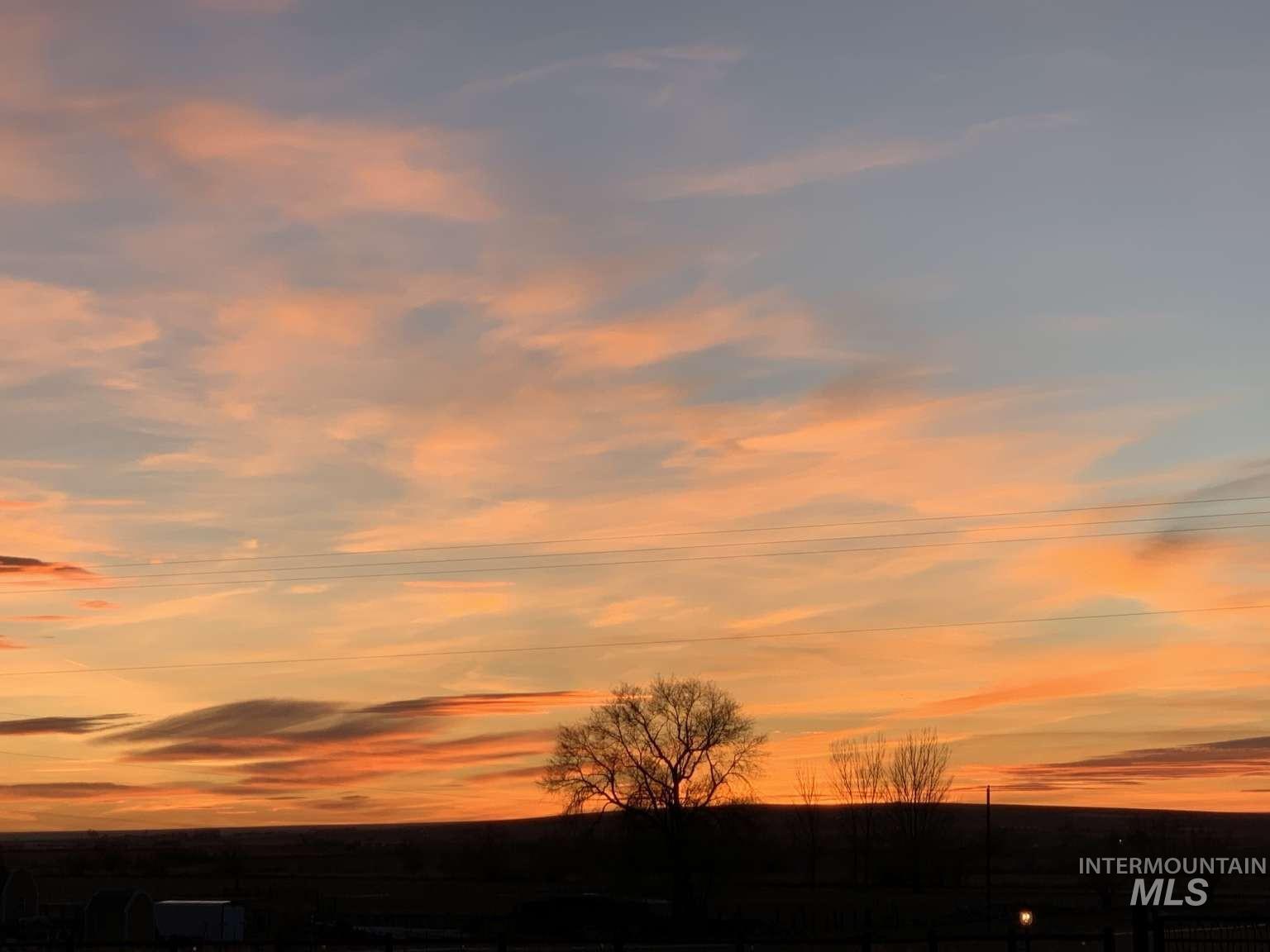 4060 N 1200 E, Buhl, Idaho 83316, 5 Bedrooms, 2.5 Bathrooms, Residential For Sale, Price $1,385,000, 98982803