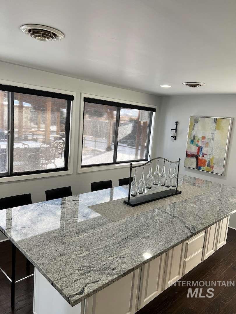 4060 N 1200 E, Buhl, Idaho 83316, 5 Bedrooms, 2.5 Bathrooms, Residential For Sale, Price $1,385,000, 98982803