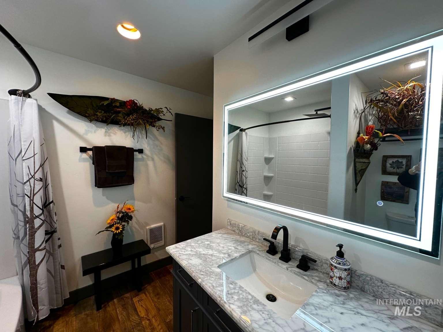 14159 Jefferson Rd, McCall, Idaho 83638, 3 Bedrooms, 3 Bathrooms, Residential For Sale, Price $1,295,000, 98982804