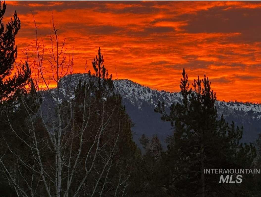 14159 Jefferson Rd, McCall, Idaho 83638, 3 Bedrooms, 3 Bathrooms, Residential For Sale, Price $1,295,000, 98982804