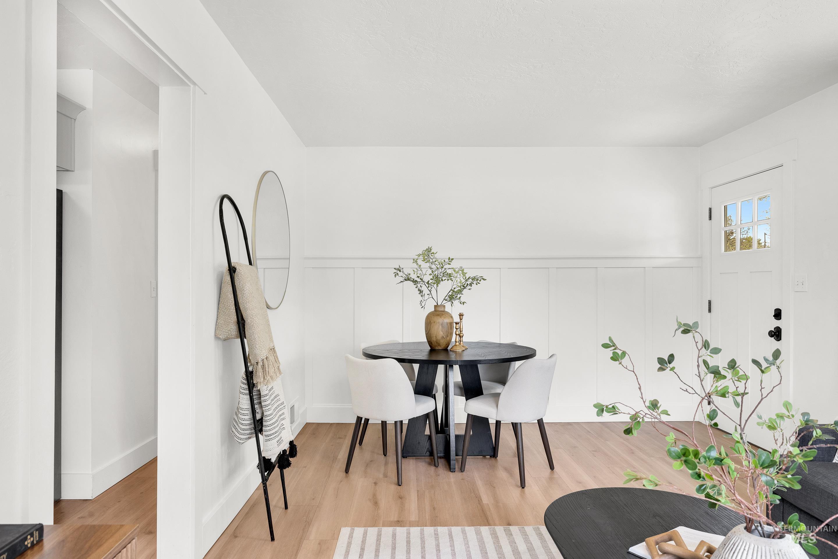 1409 S Hervey, Boise, Idaho 83705, 3 Bedrooms, 1 Bathroom, Residential For Sale, Price $489,000,MLS 98982805