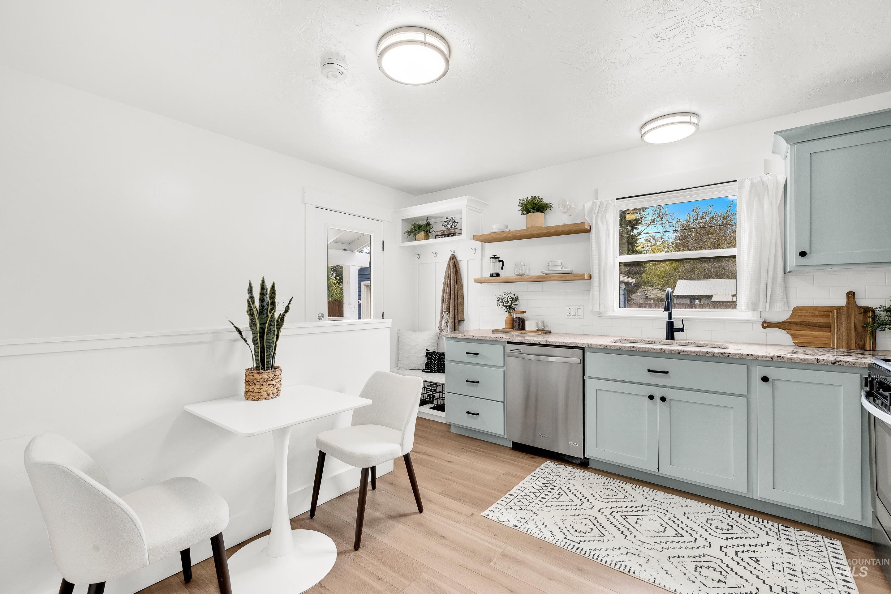 1409 S Hervey, Boise, Idaho 83705, 3 Bedrooms, 1 Bathroom, Residential For Sale, Price $489,000,MLS 98982805