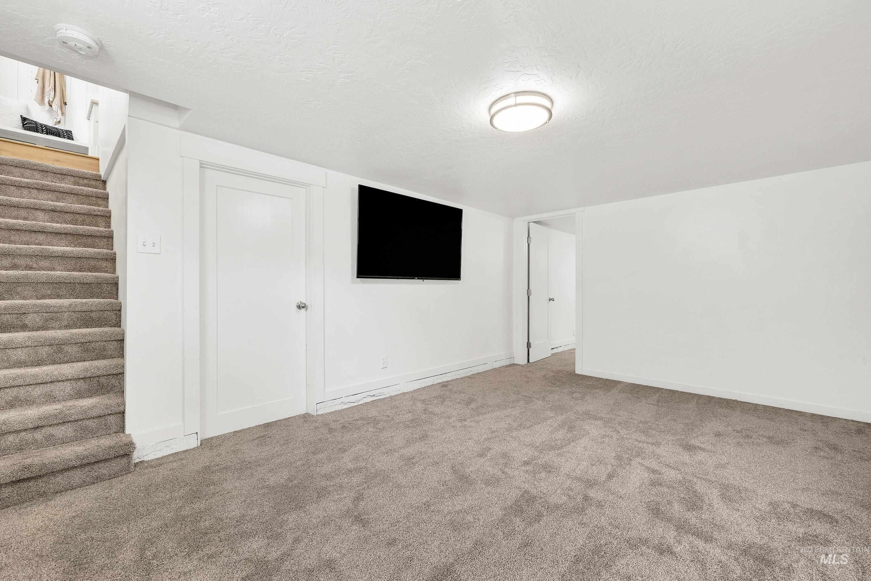 1409 S Hervey, Boise, Idaho 83705, 3 Bedrooms, 1 Bathroom, Residential For Sale, Price $489,000,MLS 98982805