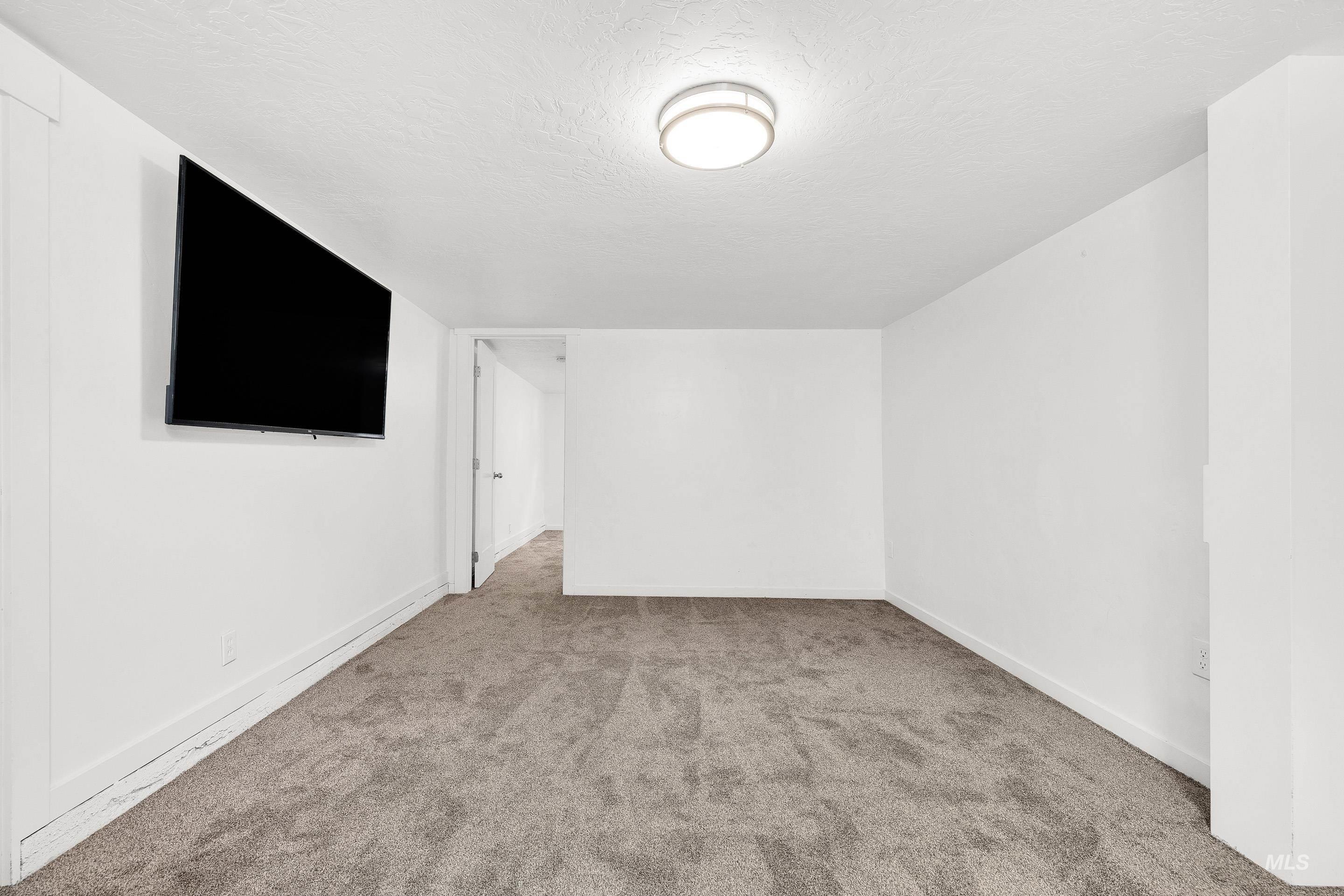 1409 S Hervey, Boise, Idaho 83705, 3 Bedrooms, 1 Bathroom, Residential For Sale, Price $489,000,MLS 98982805