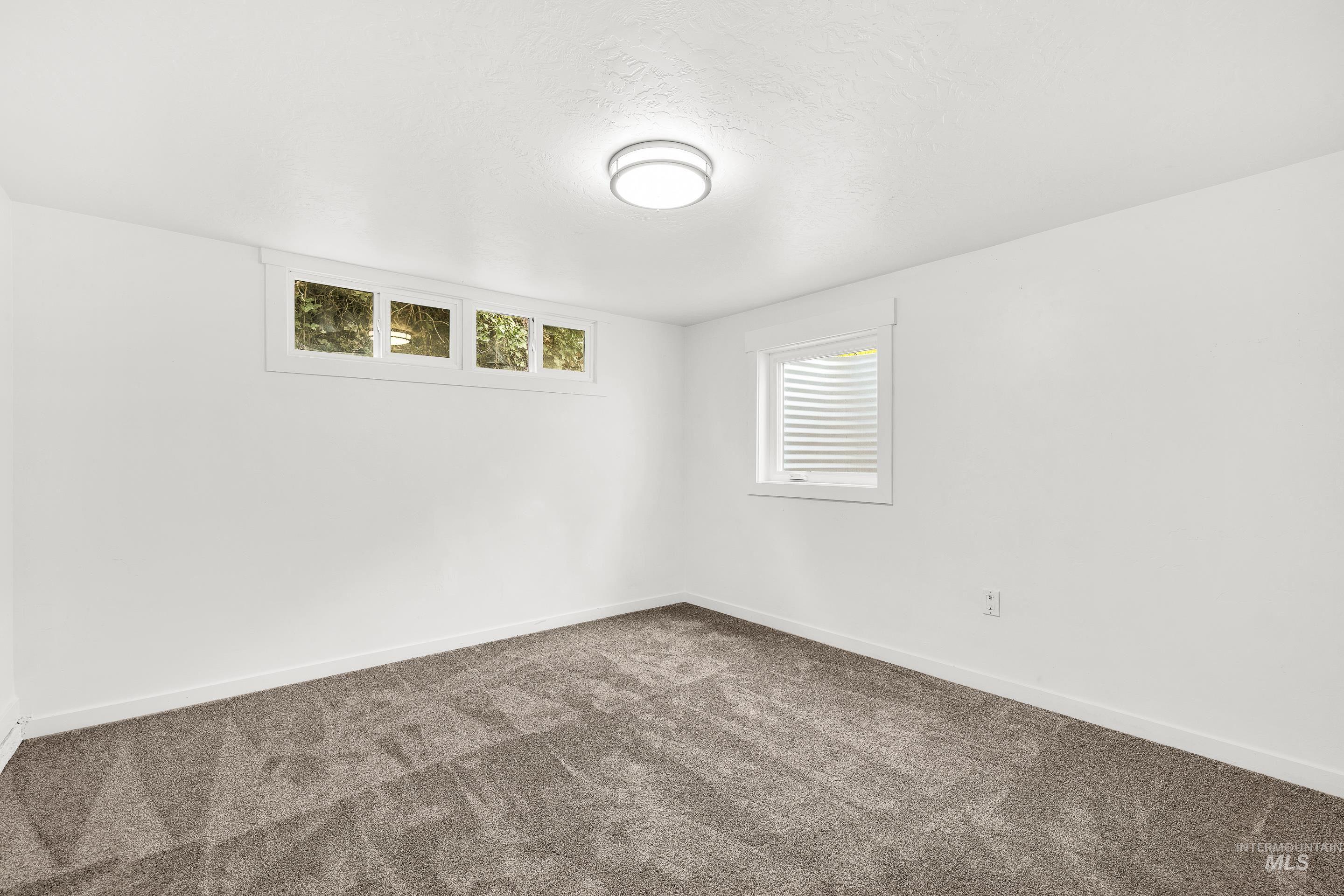 1409 S Hervey, Boise, Idaho 83705, 3 Bedrooms, 1 Bathroom, Residential For Sale, Price $489,000,MLS 98982805