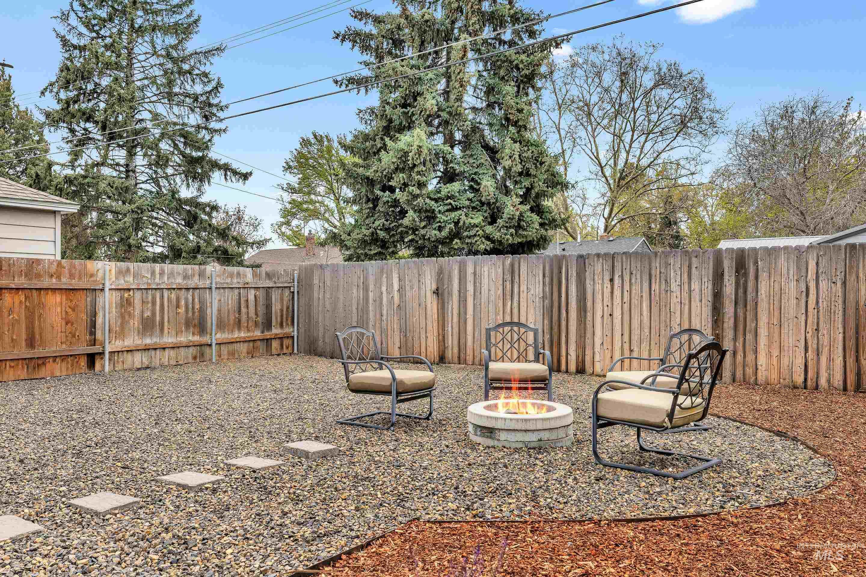 1409 S Hervey, Boise, Idaho 83705, 3 Bedrooms, 1 Bathroom, Residential For Sale, Price $489,000,MLS 98982805