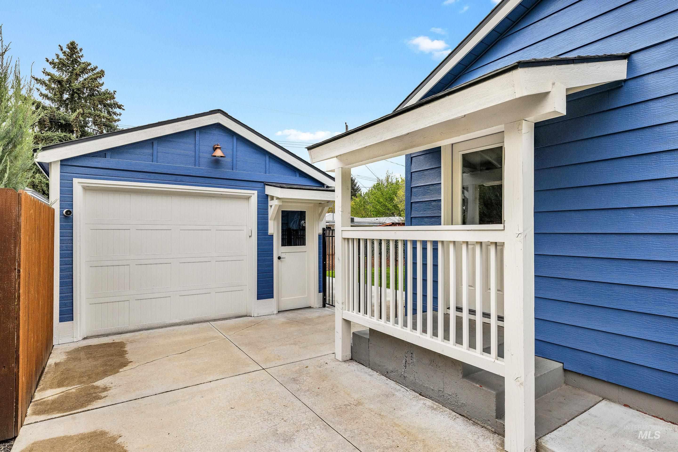 1409 S Hervey, Boise, Idaho 83705, 3 Bedrooms, 1 Bathroom, Residential For Sale, Price $489,000,MLS 98982805