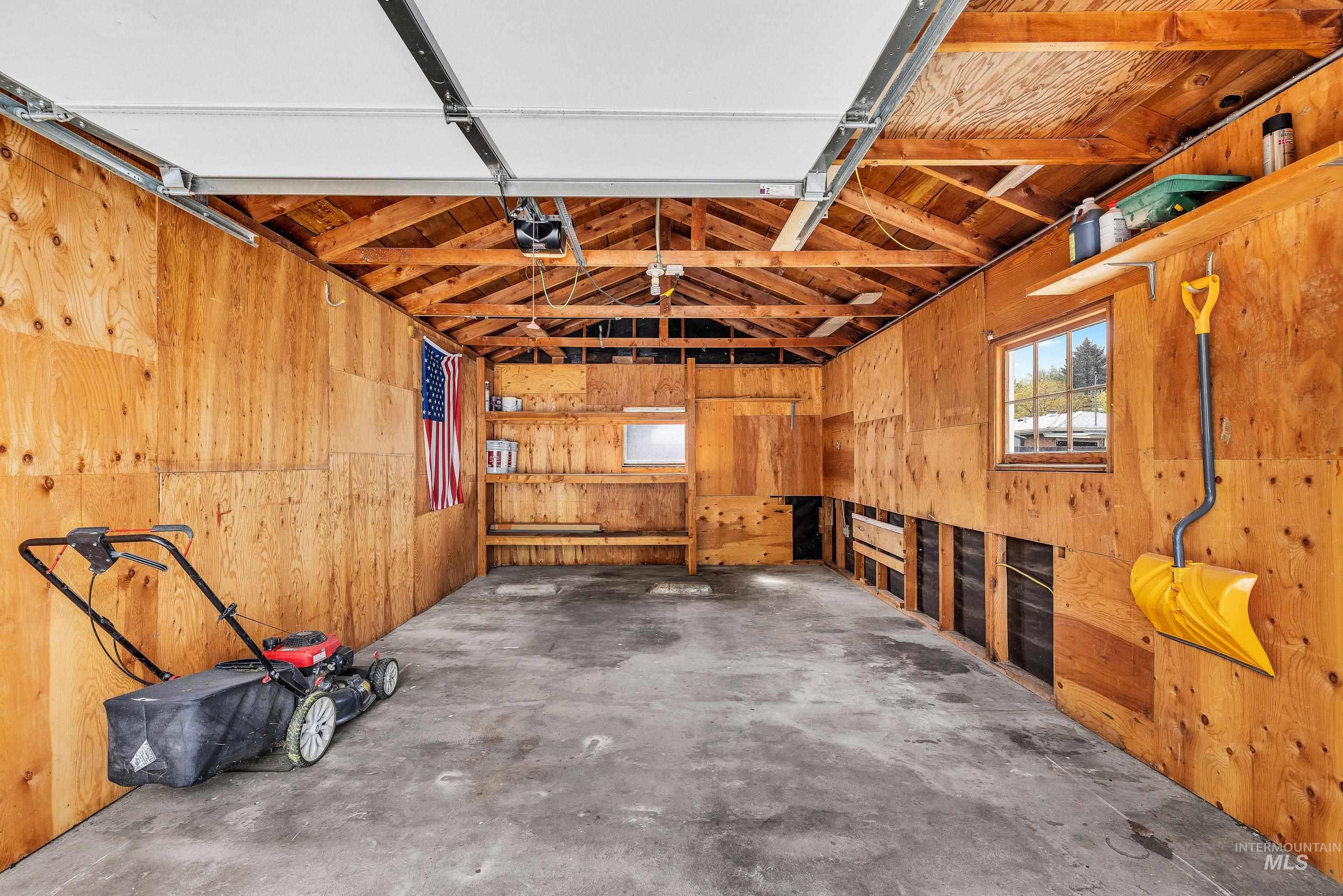 1409 S Hervey, Boise, Idaho 83705, 3 Bedrooms, 1 Bathroom, Residential For Sale, Price $489,000,MLS 98982805