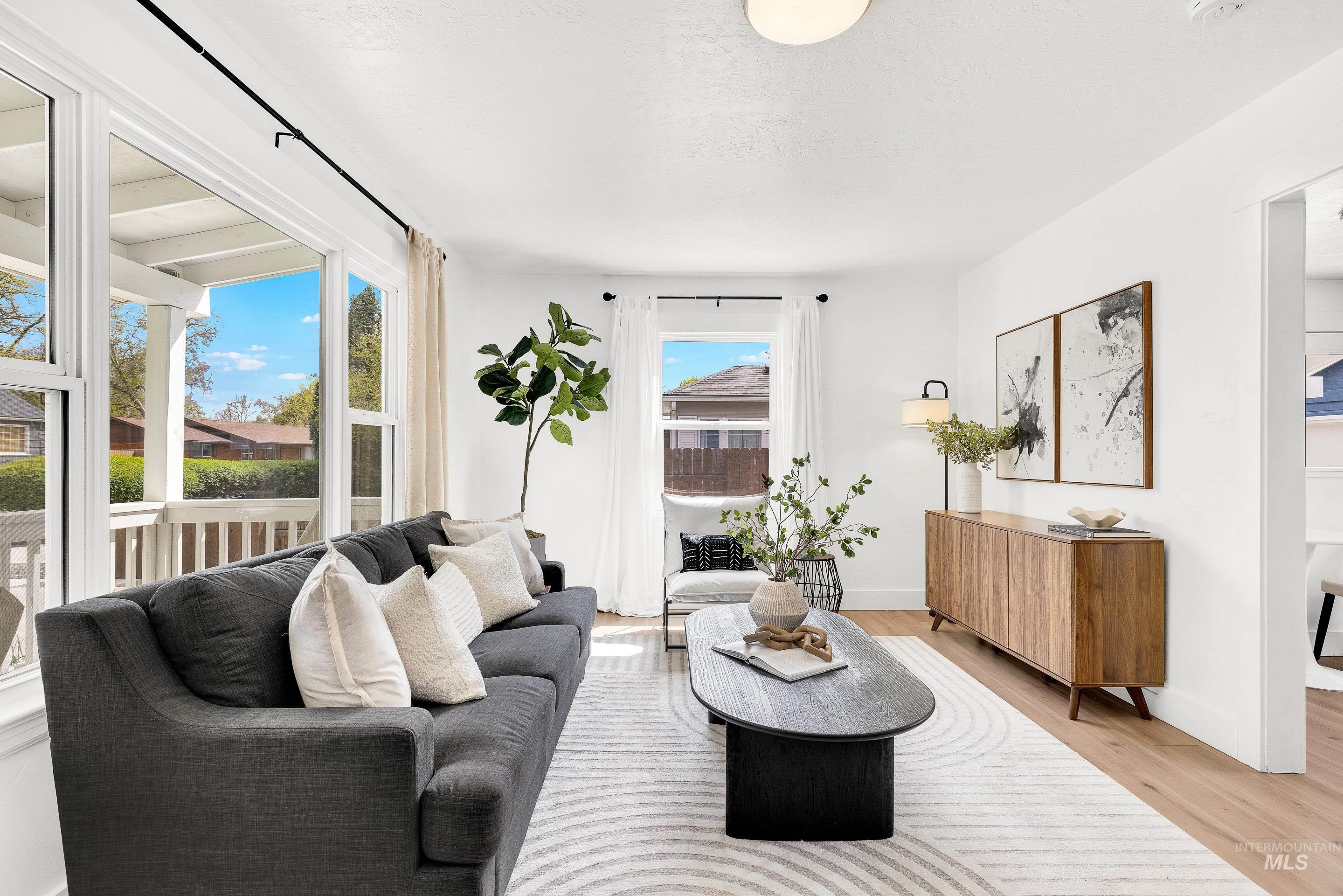 1409 S Hervey, Boise, Idaho 83705, 3 Bedrooms, 1 Bathroom, Residential For Sale, Price $489,000,MLS 98982805