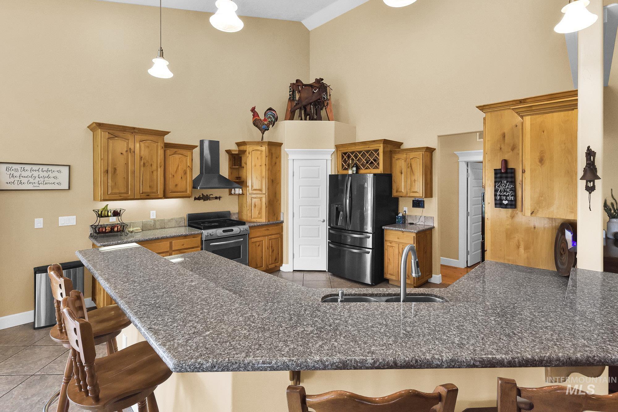 22089 Eel Lane, Middleton, Idaho 83644, 3 Bedrooms, 3 Bathrooms, Residential For Sale, Price $1,299,000, 98982806