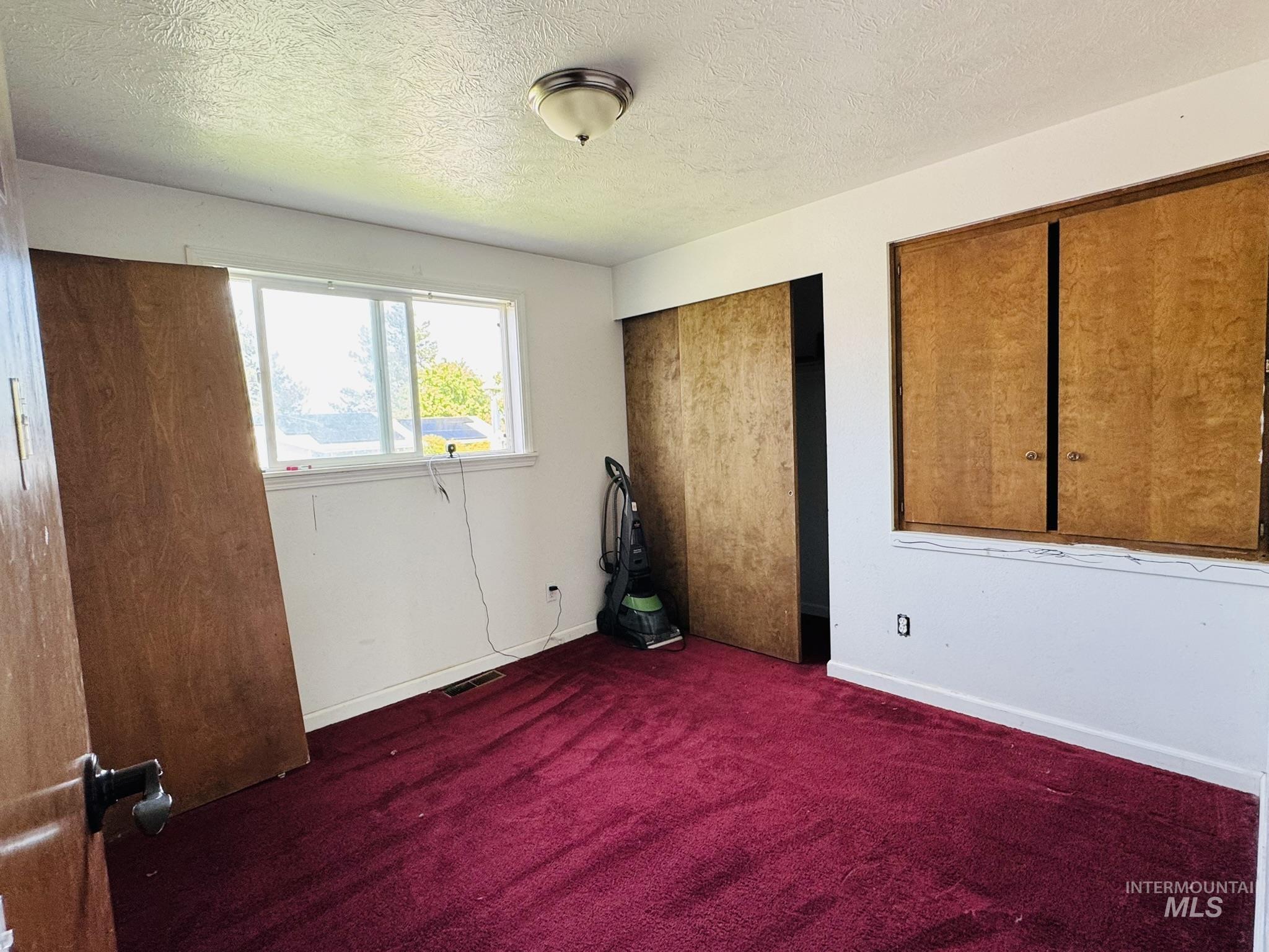 1278 SW 15th Ave, Ontario, Oregon 97914, 3 Bedrooms, 2 Bathrooms, Residential For Sale, Price $330,000, 98982810