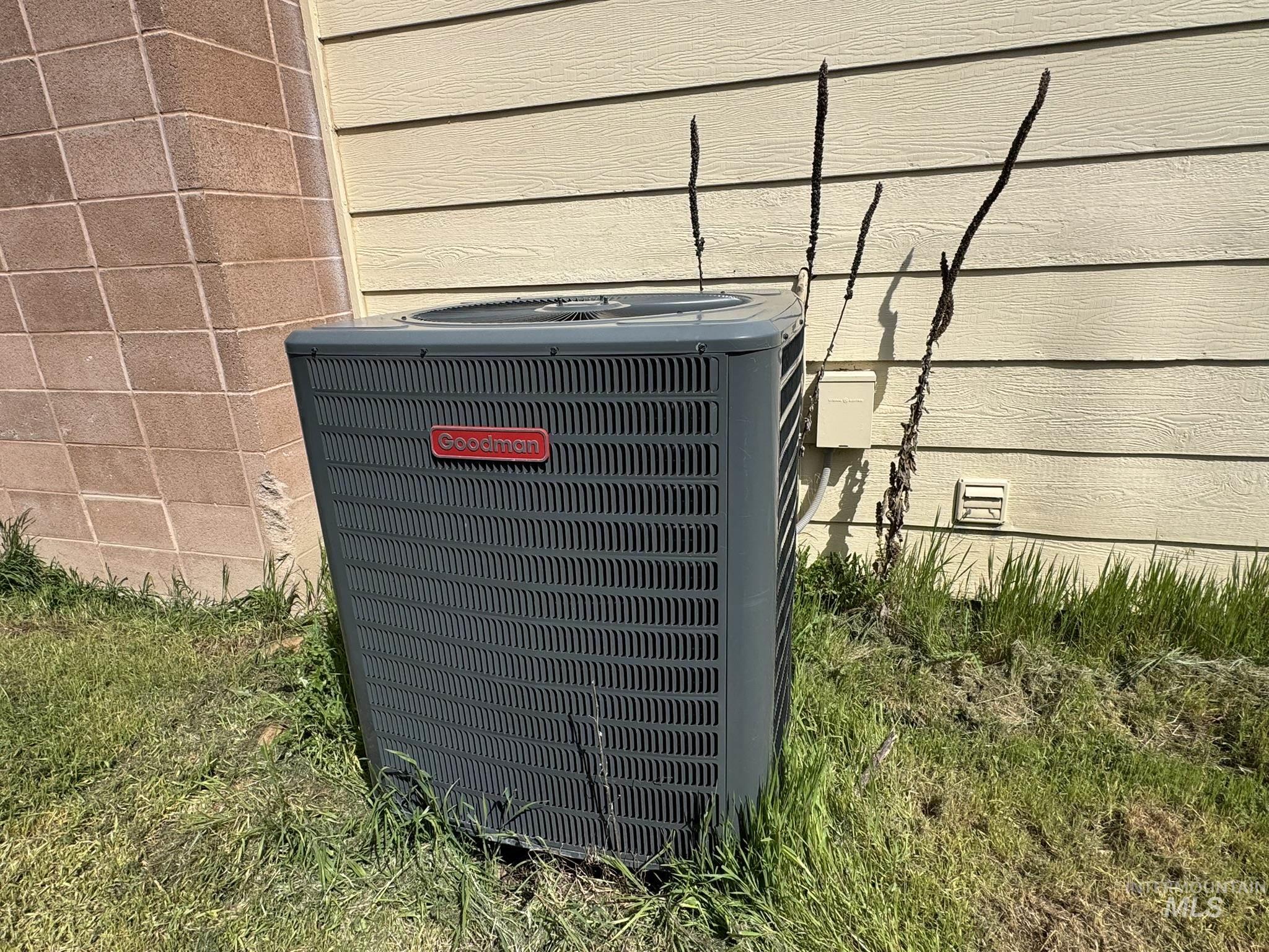 1278 SW 15th Ave, Ontario, Oregon 97914, 3 Bedrooms, 2 Bathrooms, Residential For Sale, Price $330,000, 98982810