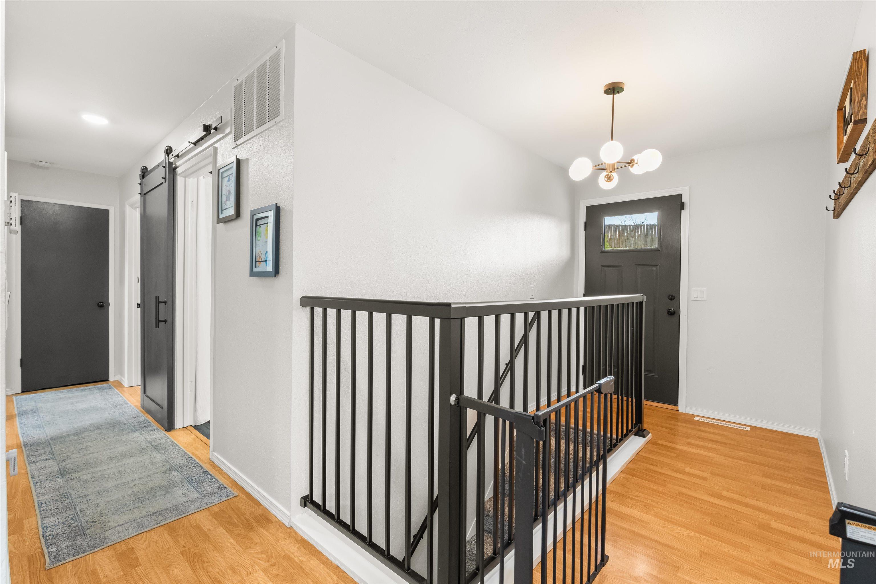 1224 Toby Court, Clarkston, Washington 99403, 4 Bedrooms, 3 Bathrooms, Residential For Sale, Price $450,000,MLS 98982812